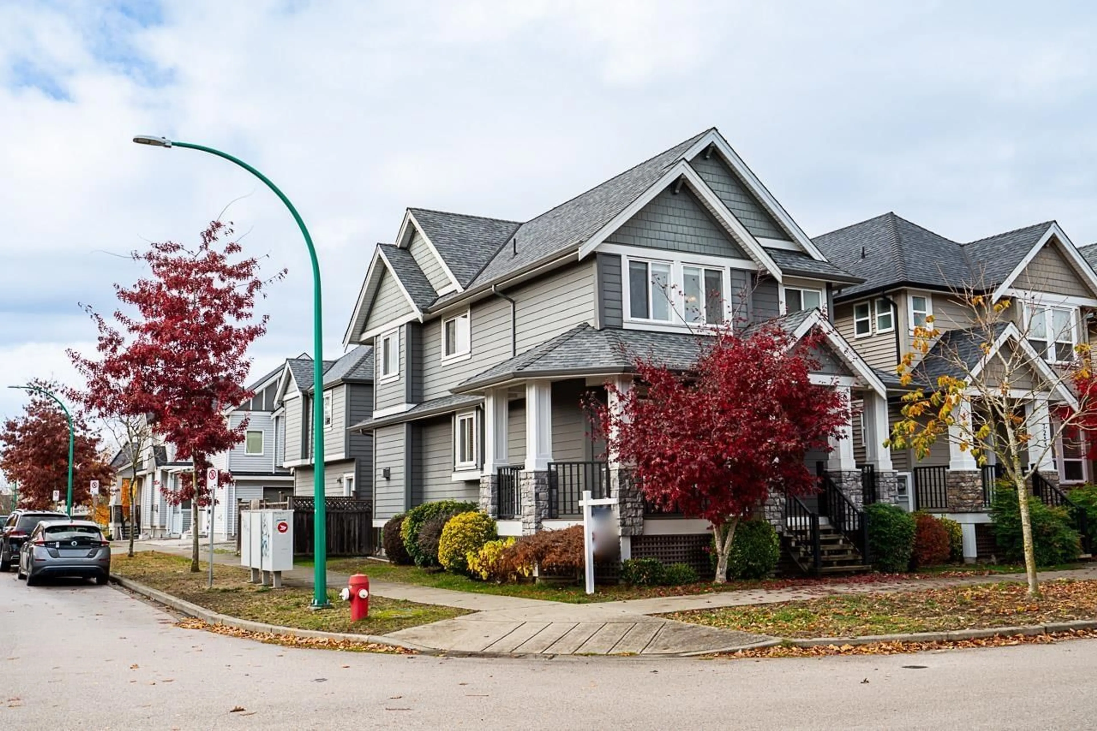 Home with vinyl exterior material, street for 7251 196 STREET, Surrey British Columbia V4N3E8