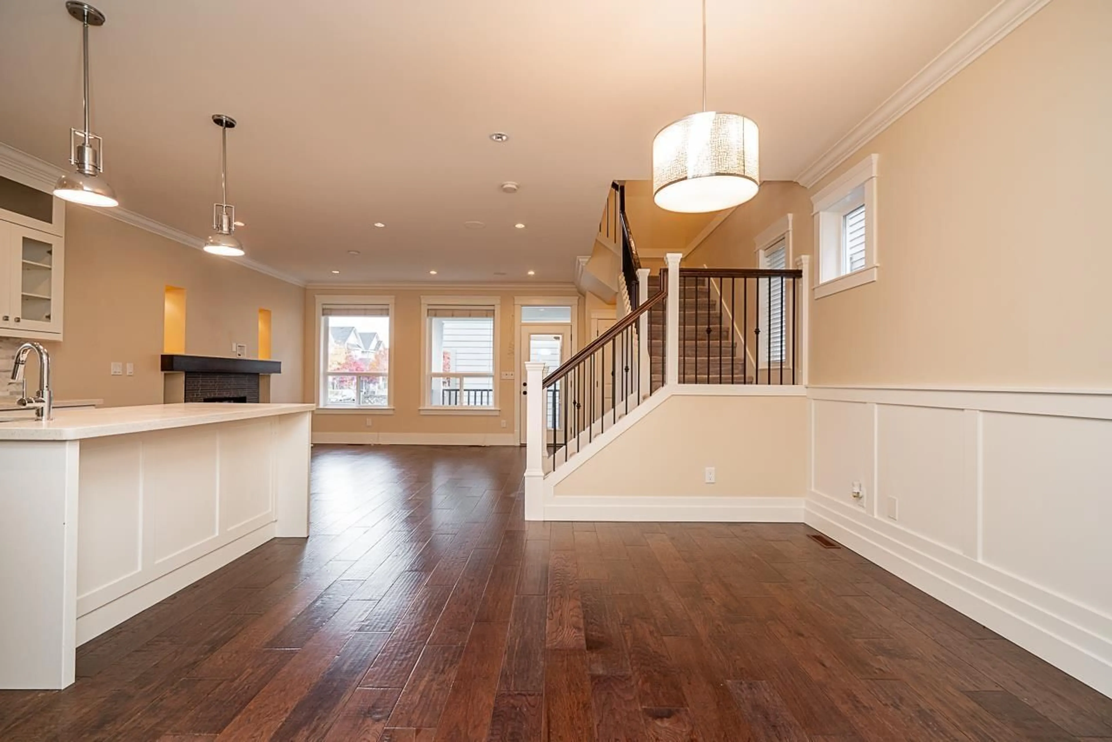 Open concept kitchen, wood/laminate floor for 7251 196 STREET, Surrey British Columbia V4N3E8