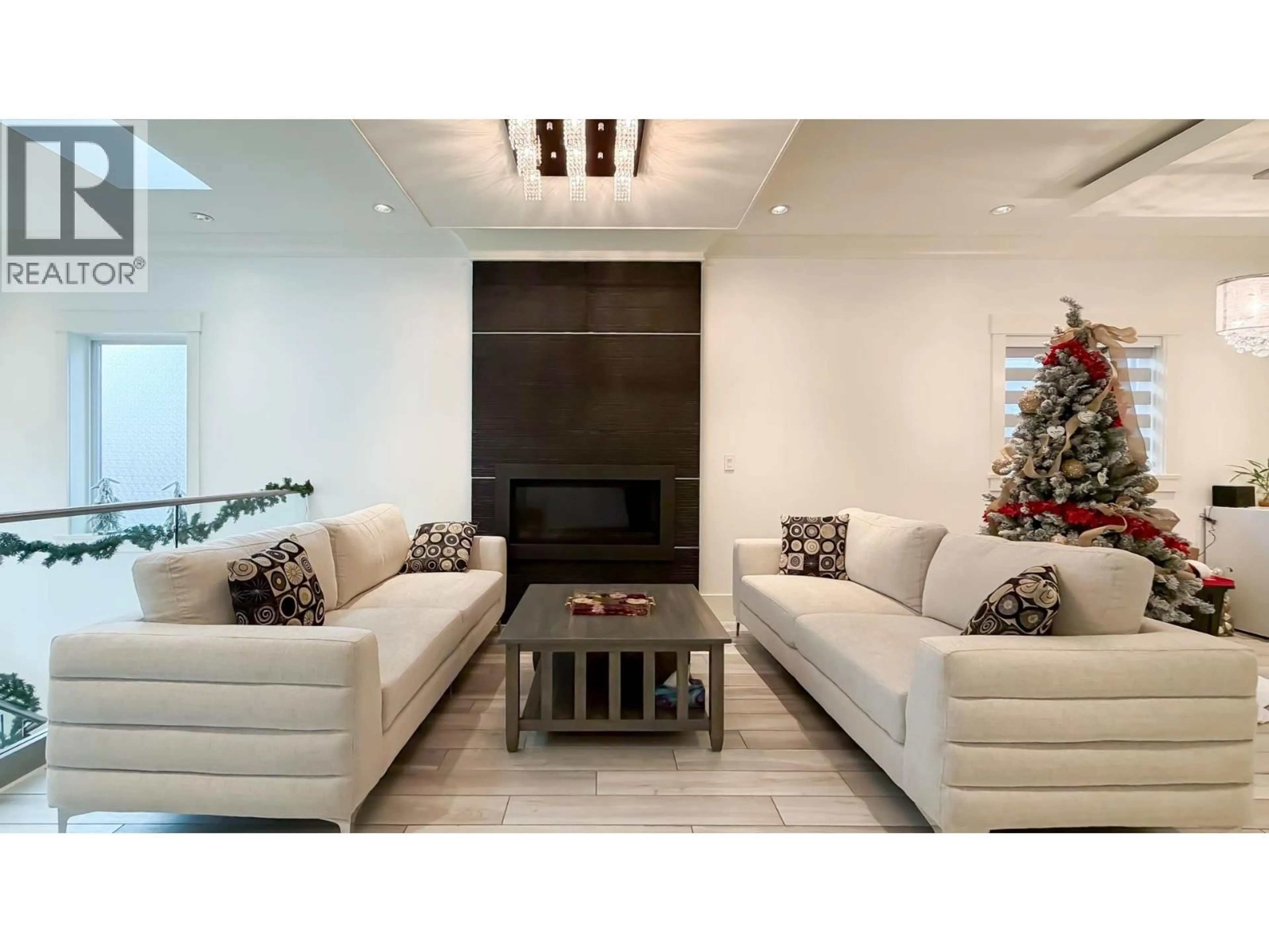 Living room with furniture, unknown for 10297 BIRD ROAD, Richmond British Columbia V6X1N4