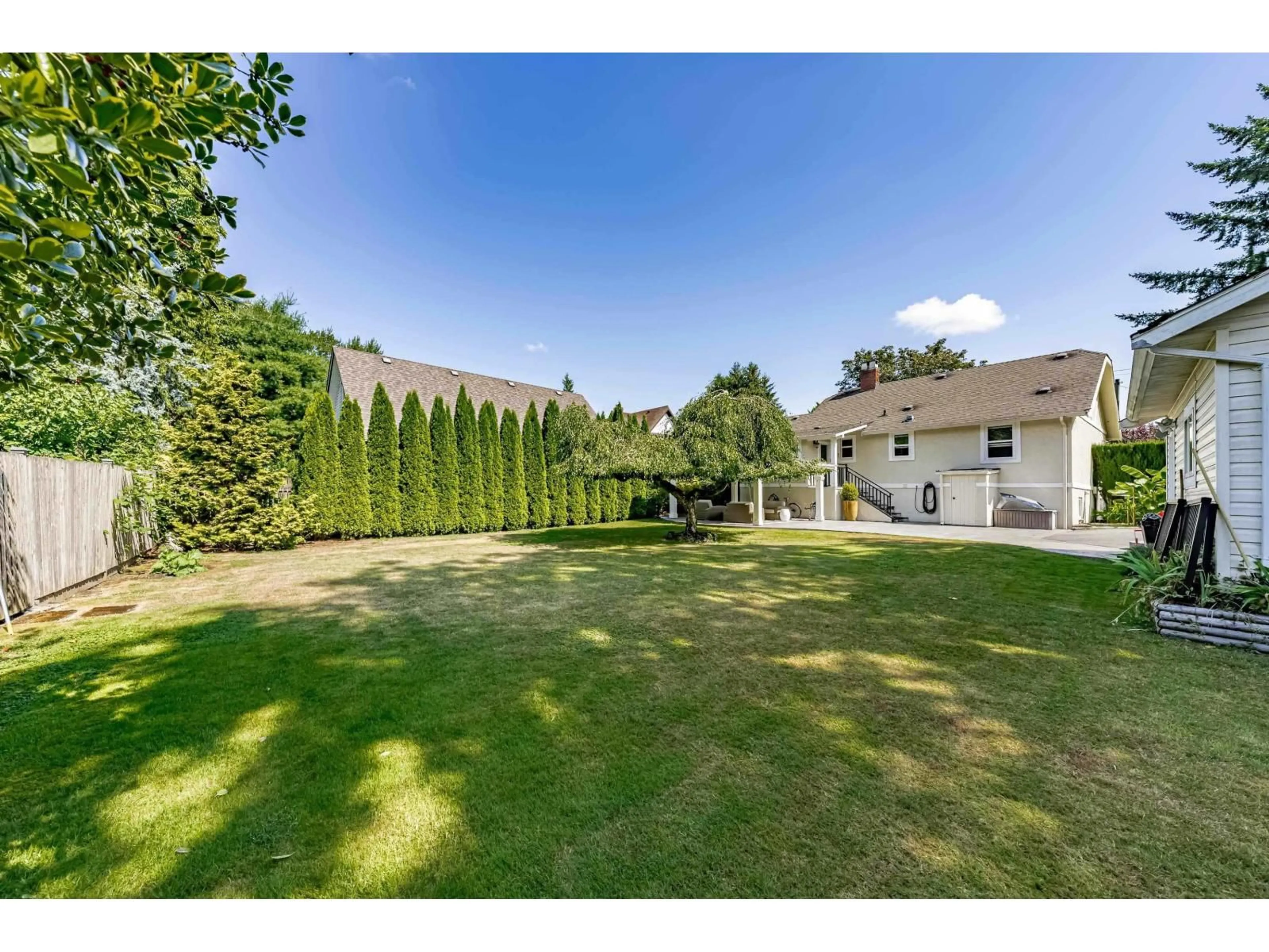 A pic from outside/outdoor area/front of a property/back of a property/a pic from drone, unknown for 20994 OLD YALE ROAD, Langley British Columbia V3A4M5