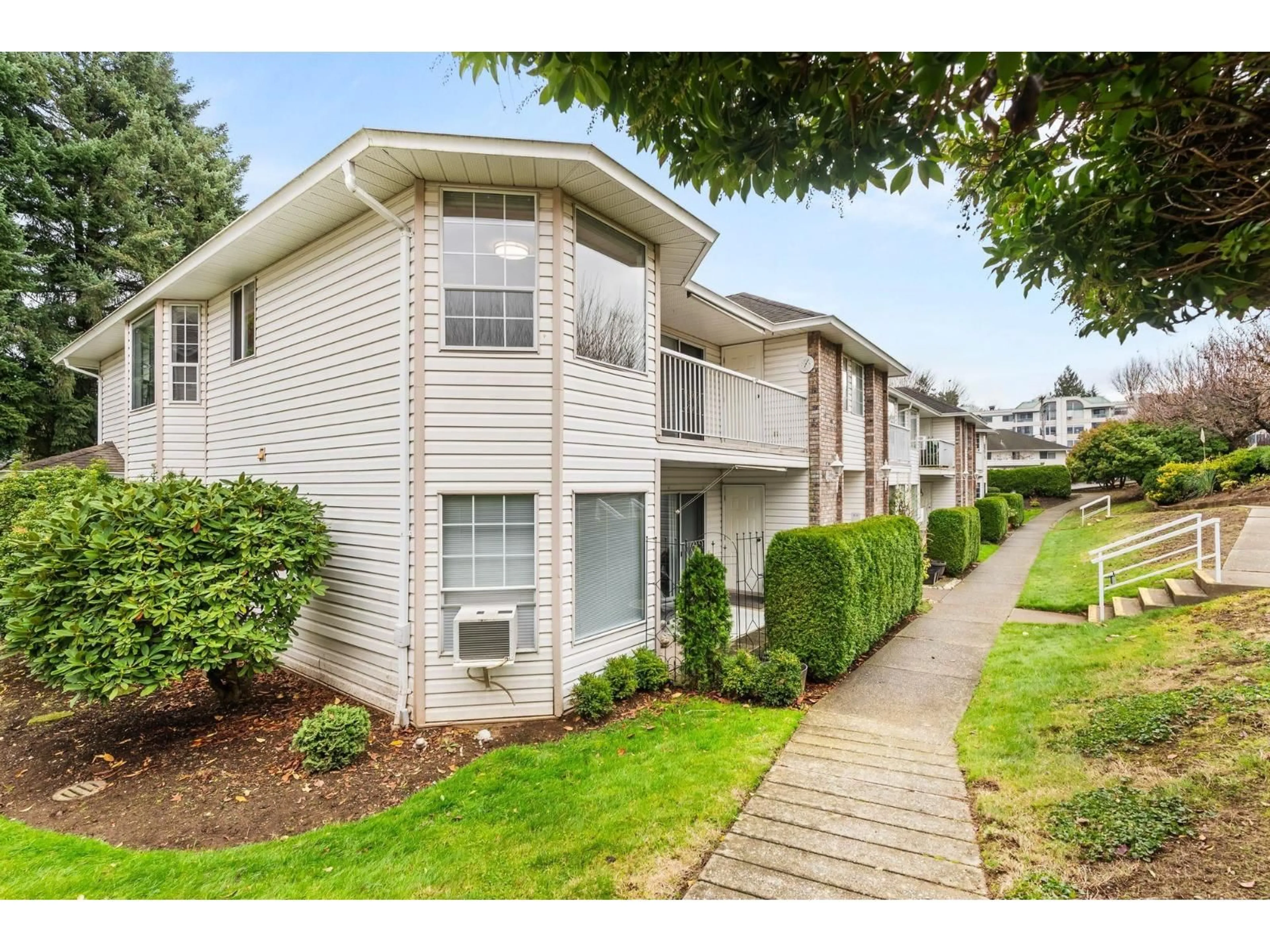 Unknown for 36 - 2938 TRAFALGAR STREET, Abbotsford British Columbia V2S7X5