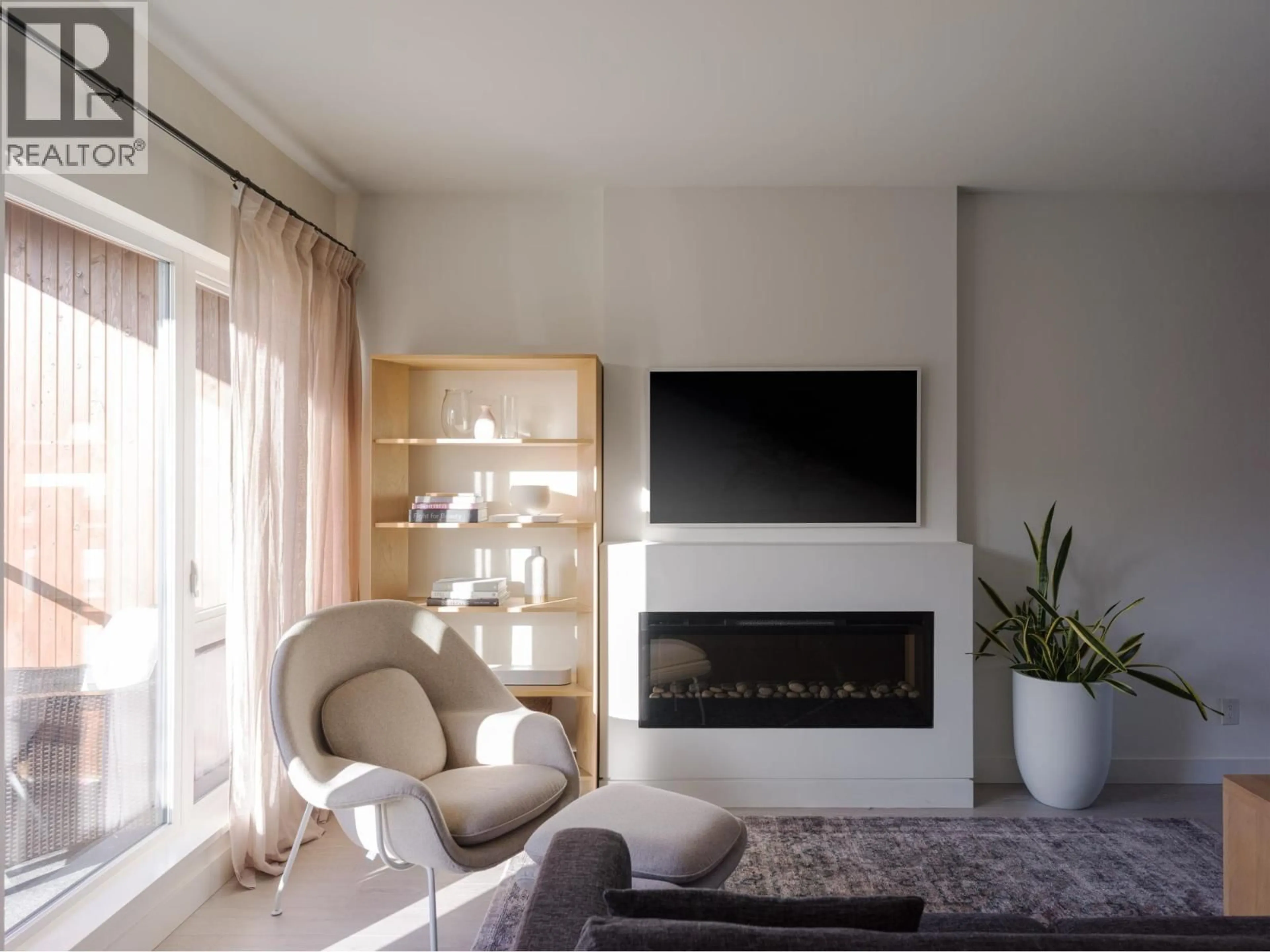 Living room with furniture, unknown for 35 - 3595 SALAL DRIVE, North Vancouver British Columbia V7G0A7