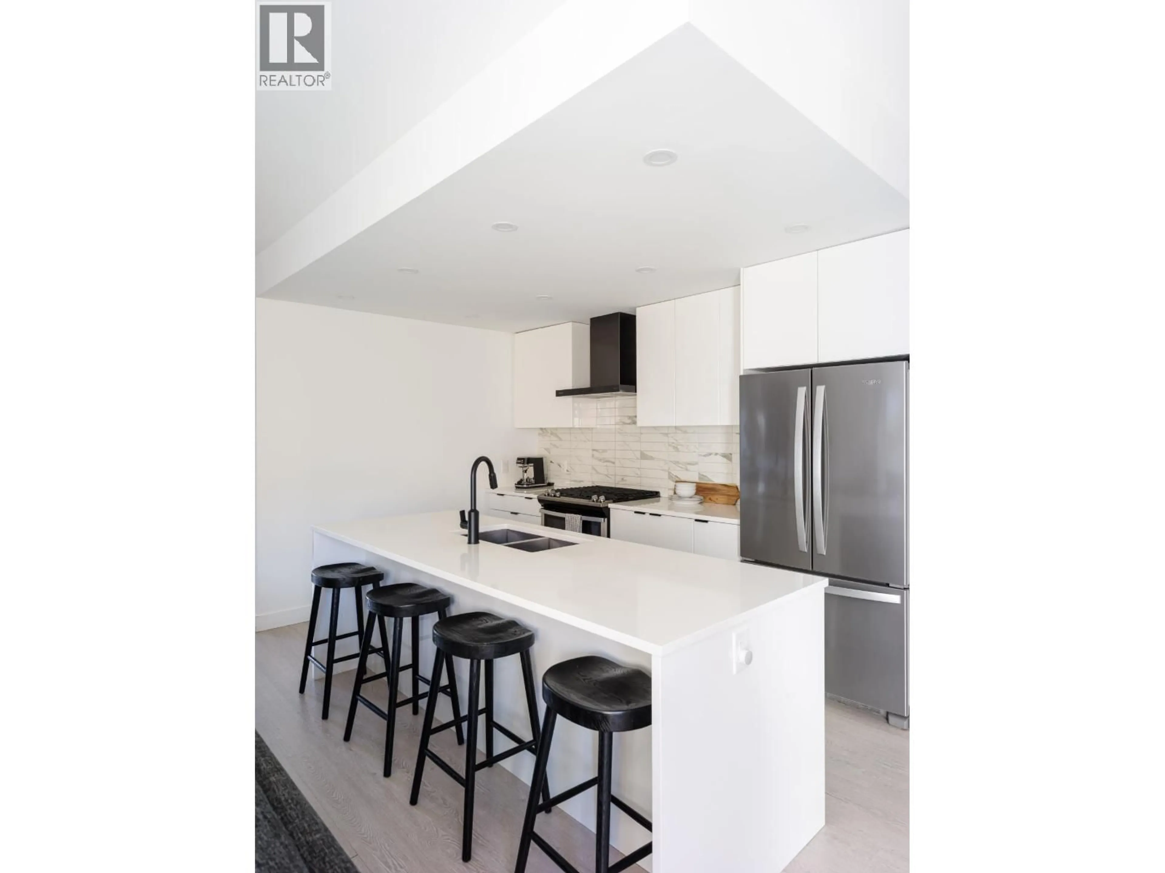 Open concept kitchen, ceramic/tile floor for 35 - 3595 SALAL DRIVE, North Vancouver British Columbia V7G0A7