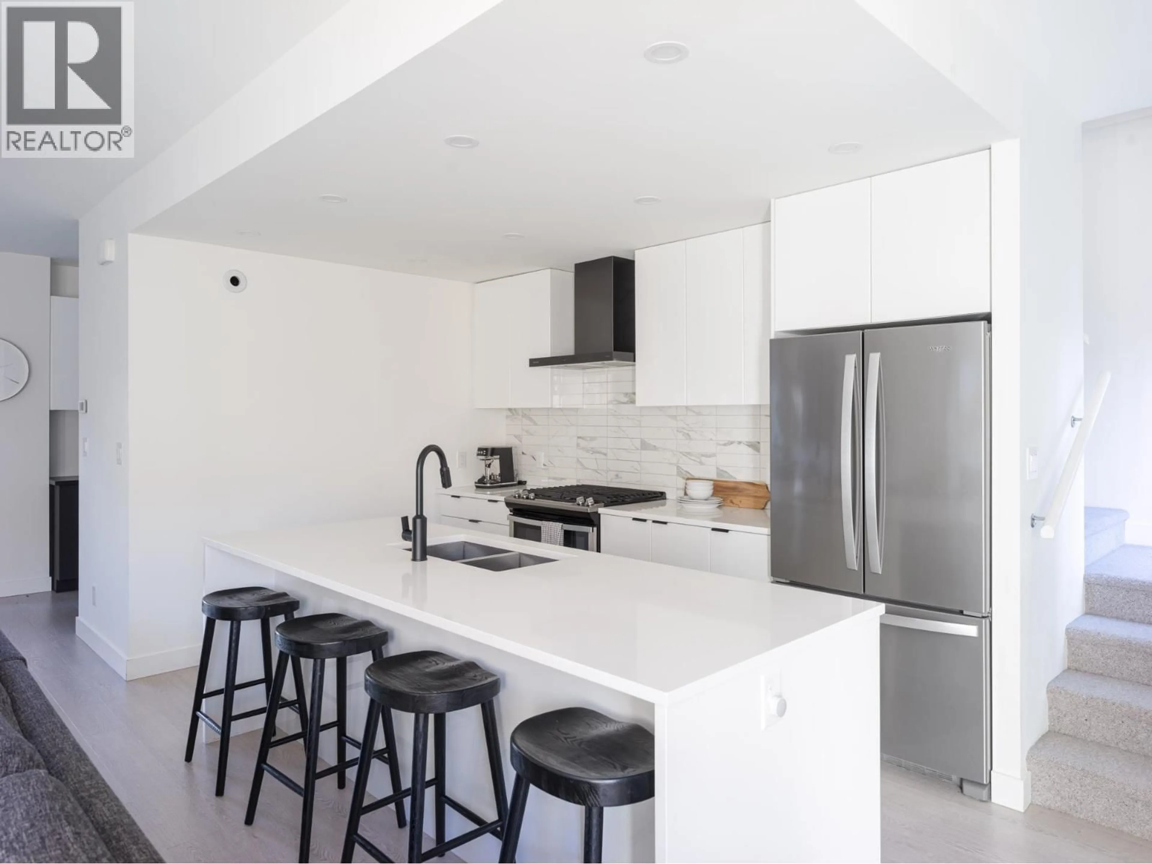 Open concept kitchen, ceramic/tile floor for 35 - 3595 SALAL DRIVE, North Vancouver British Columbia V7G0A7