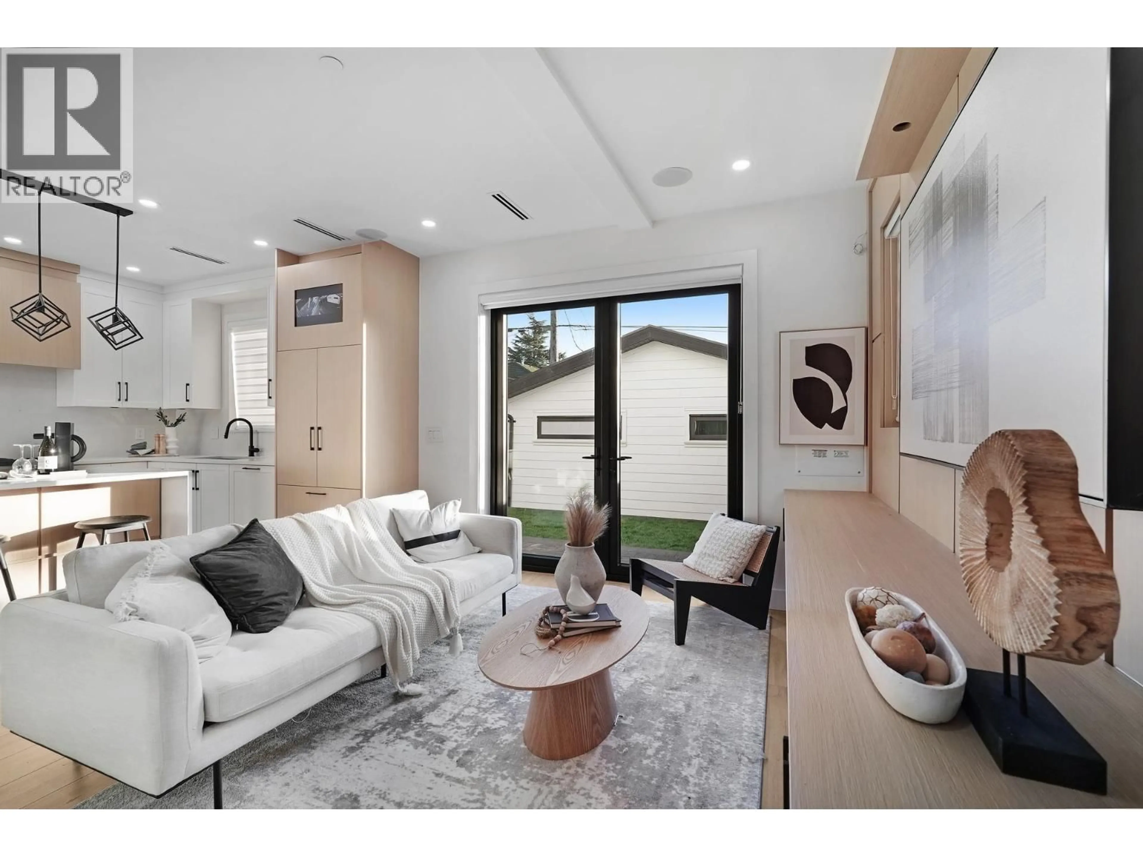 Living room with furniture, unknown for 2 - 3310 VENABLES STREET, Vancouver British Columbia V5K2S8