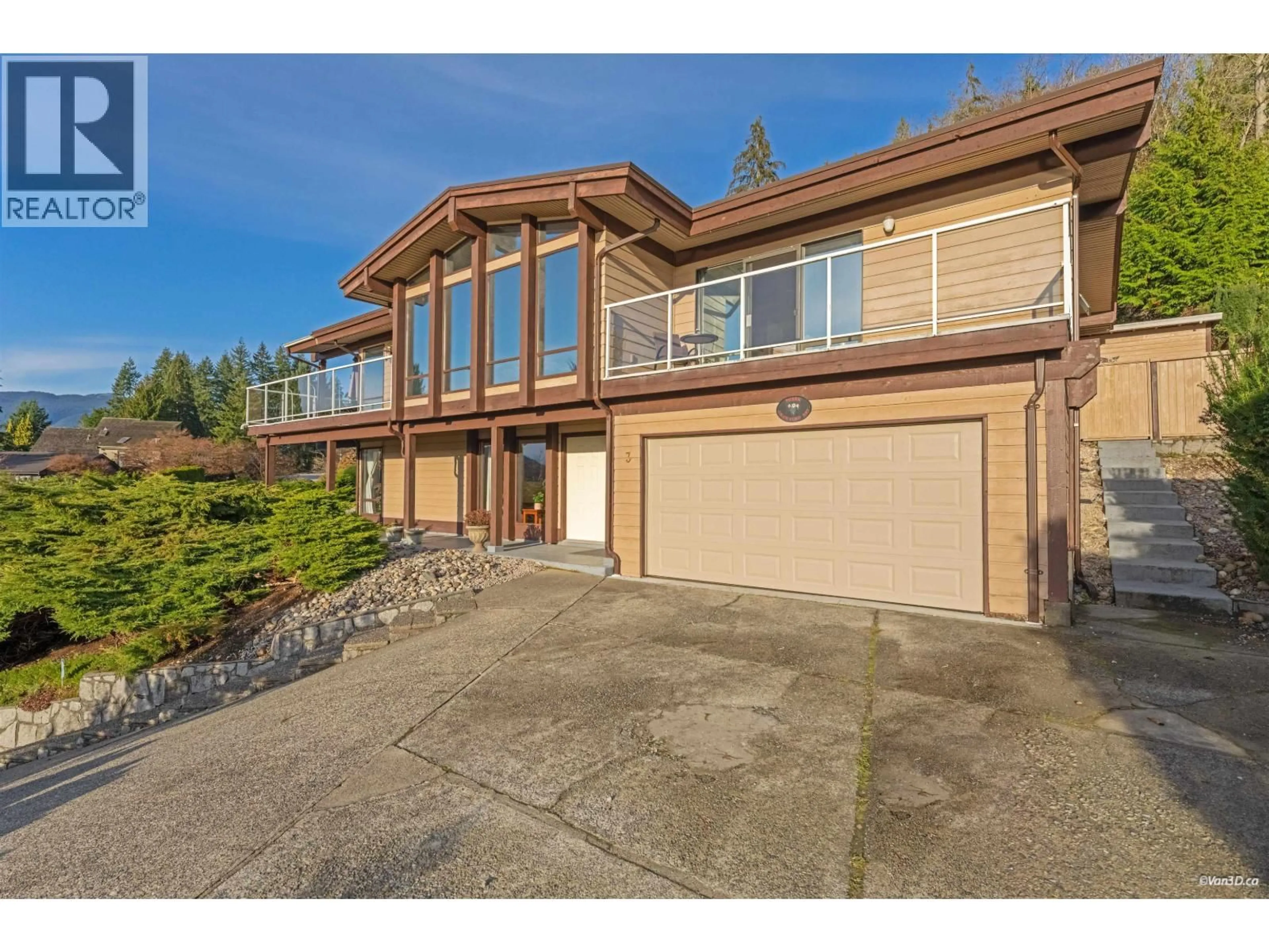 Unknown for 3 CRAWFORD BAY, Port Moody British Columbia V3H3N3