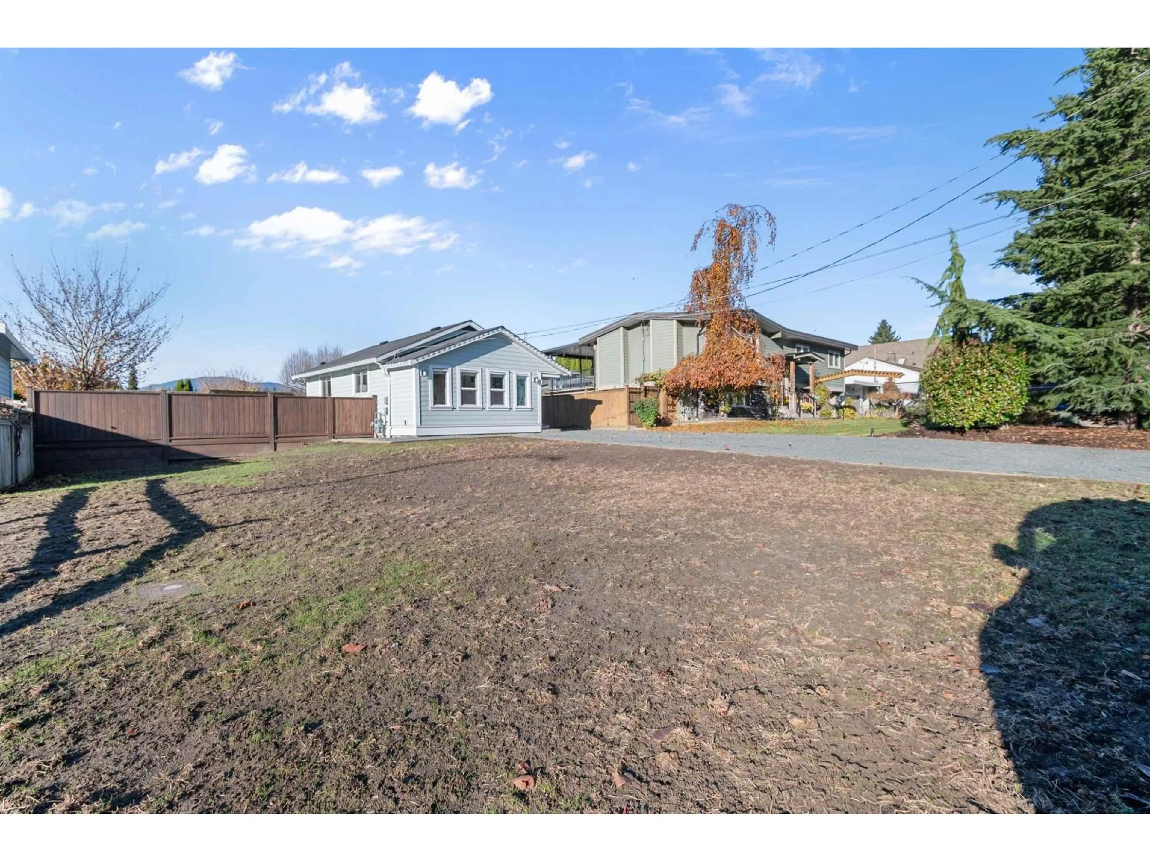 A pic from outside/outdoor area/front of a property/back of a property/a pic from drone, street for 5865 CARTER ROAD, Chilliwack British Columbia V2R3K1