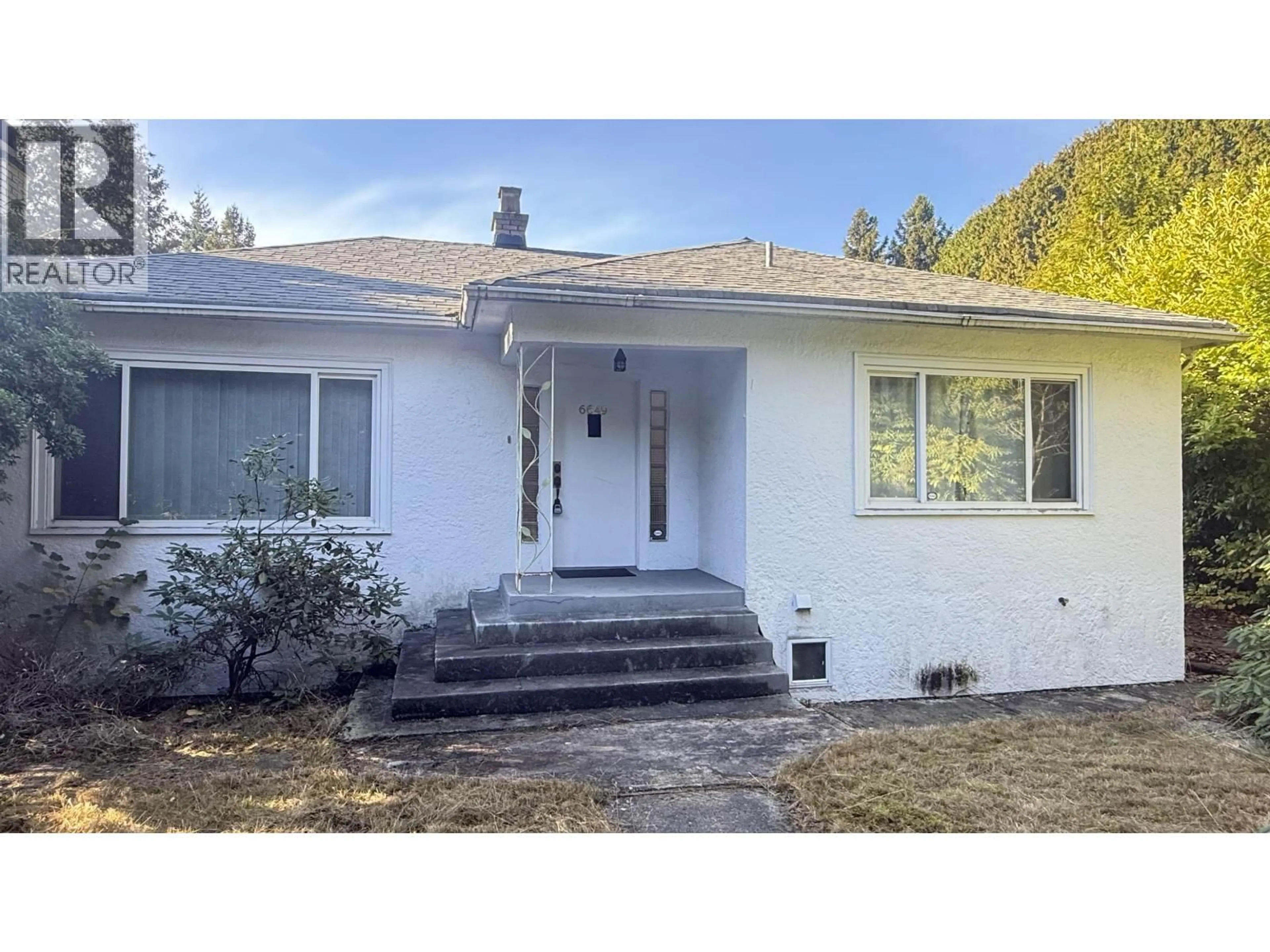 Home with vinyl exterior material, street for 6649 GRANVILLE STREET, Vancouver British Columbia V6P4X1