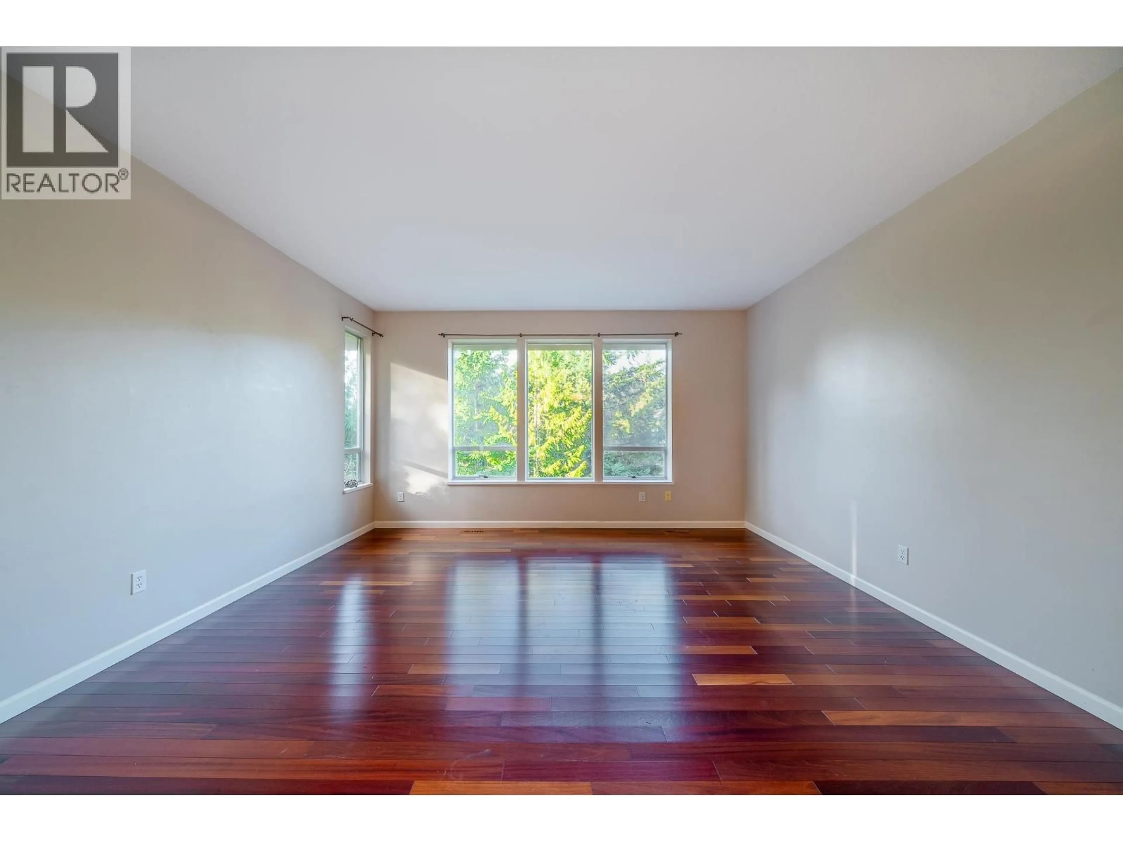 A pic of a room for 5456 KEITH ROAD, West Vancouver British Columbia V7W3C9