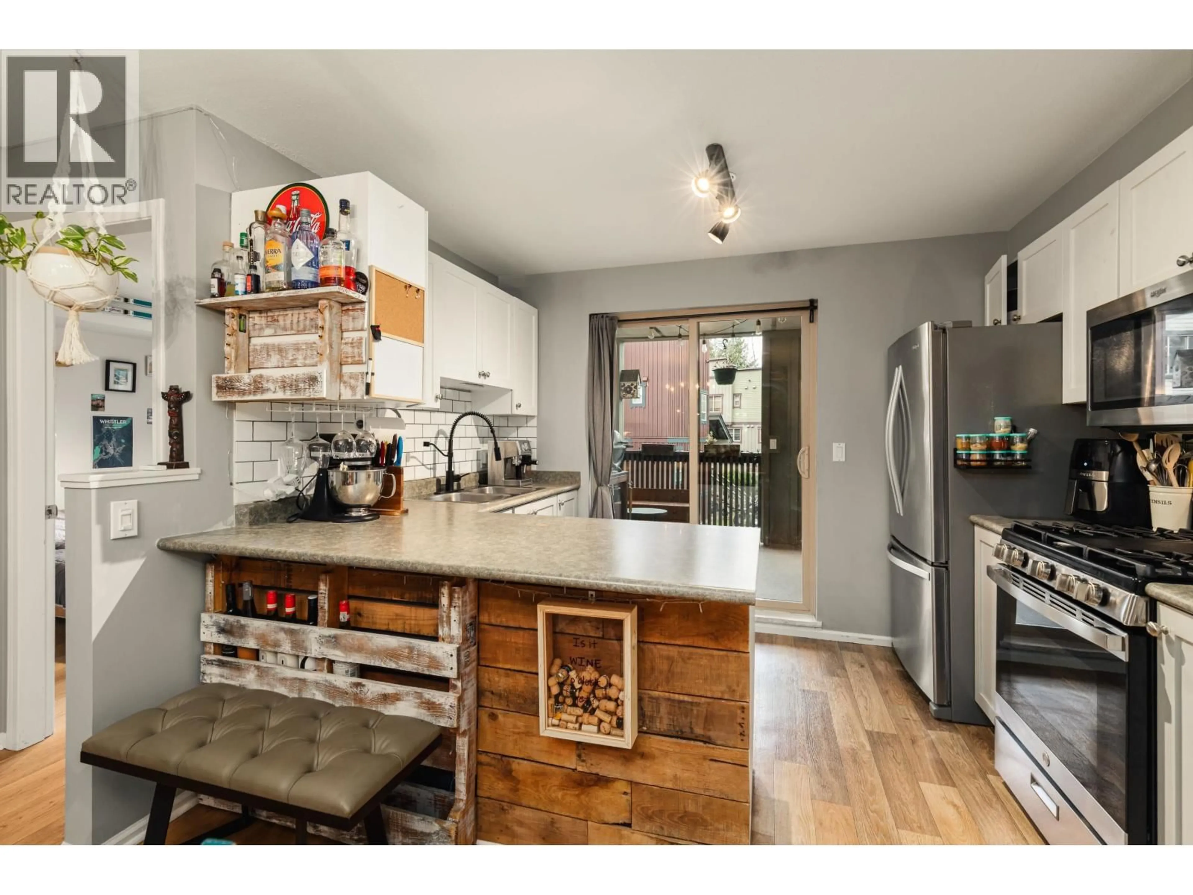 Open concept kitchen, unknown for 9 - 1447 VINE ROAD, Pemberton British Columbia V0N2L1