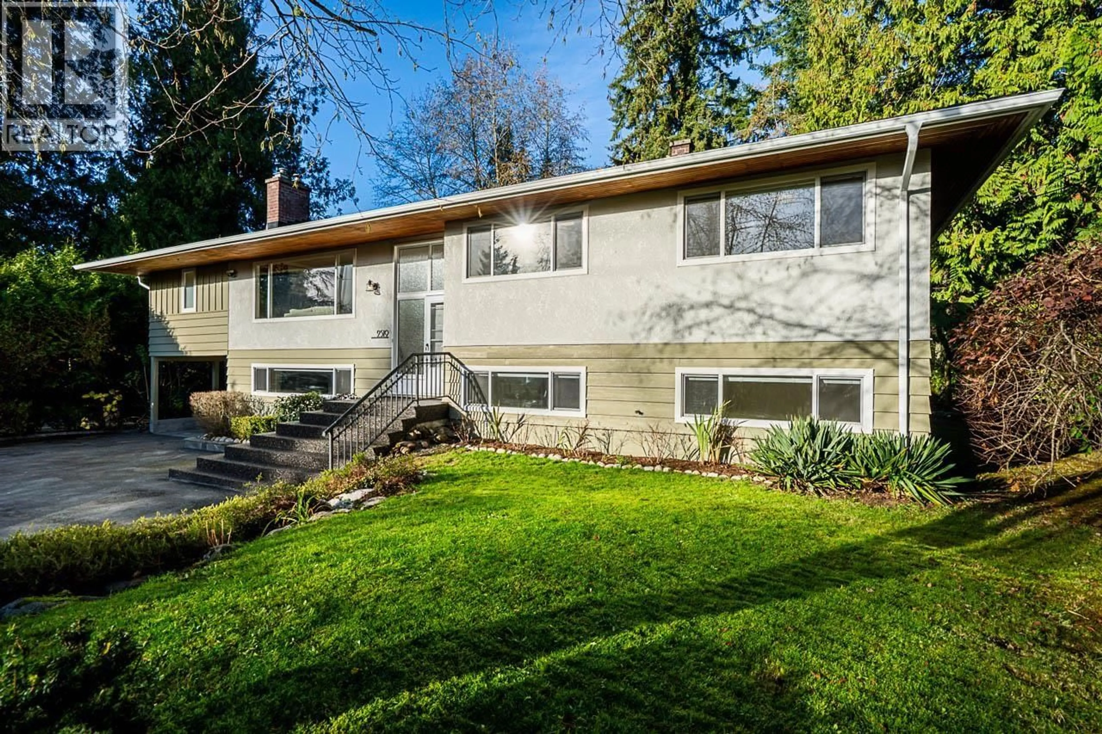 Home with vinyl exterior material, street for 2519 EAST ROAD, Anmore British Columbia V3H5G9