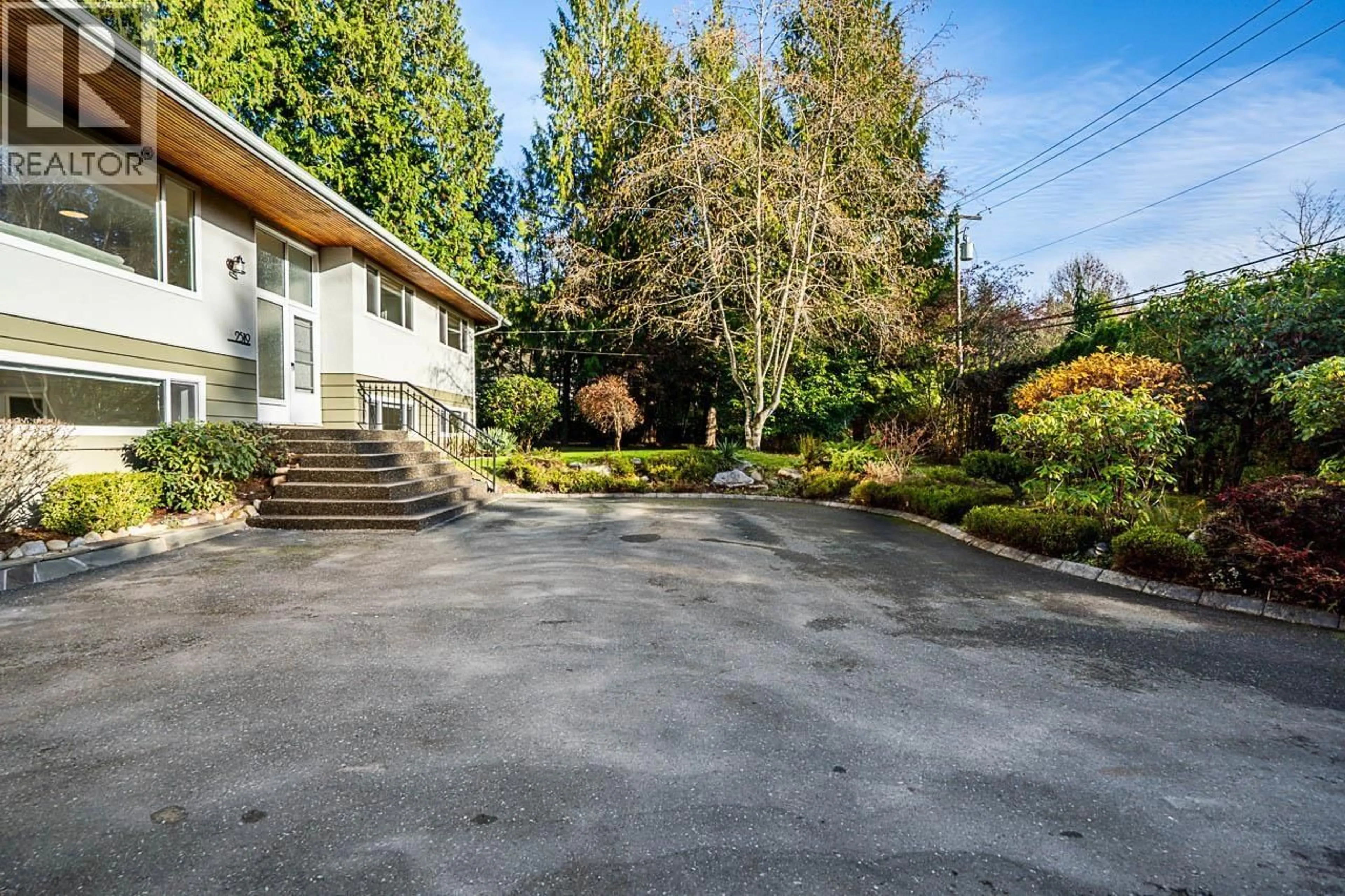 Patio, unknown for 2519 EAST ROAD, Anmore British Columbia V3H5G9