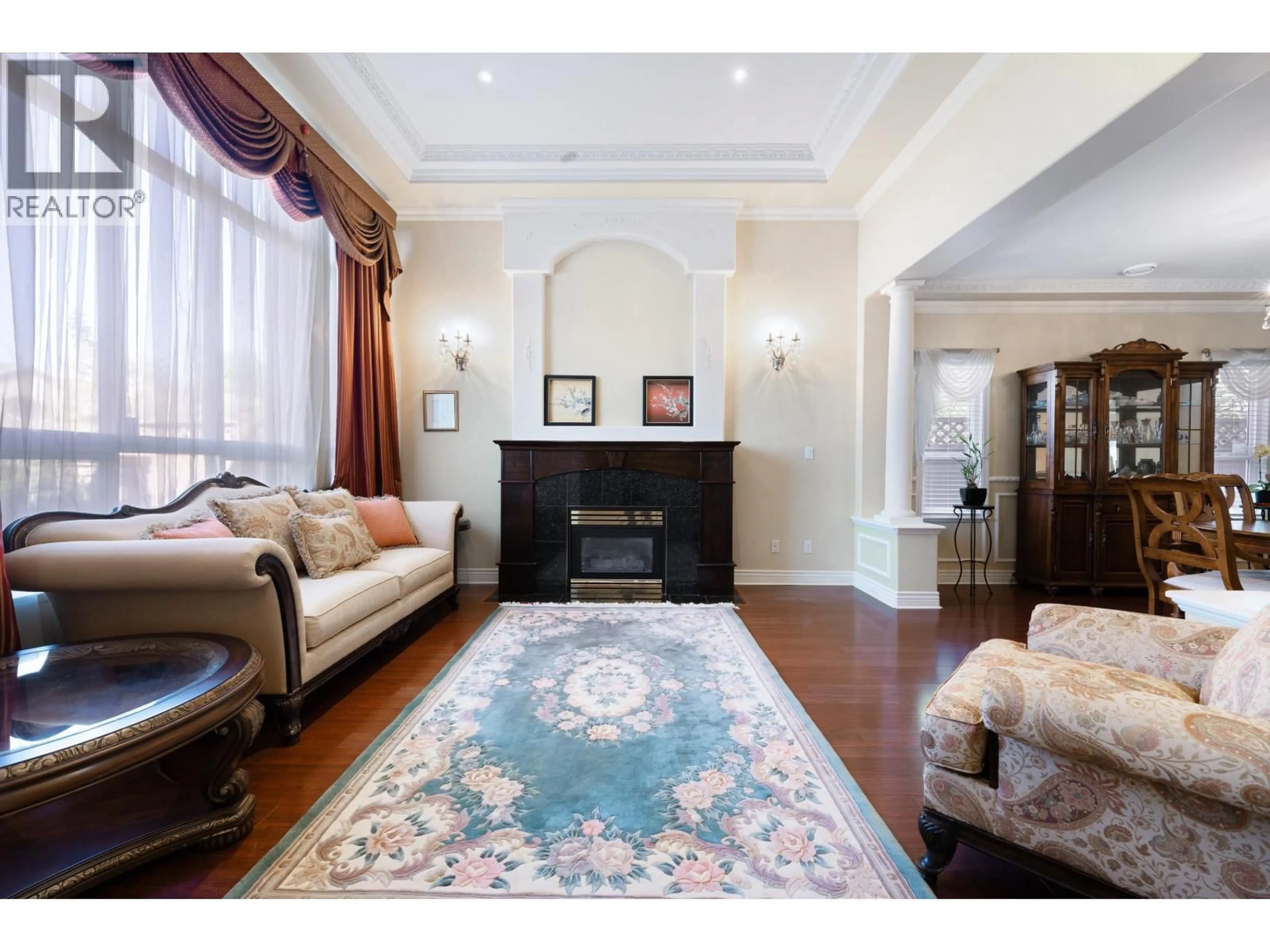 Living room with furniture, unknown for 6522 MAGNOLIA DRIVE, Richmond British Columbia V7E6M7