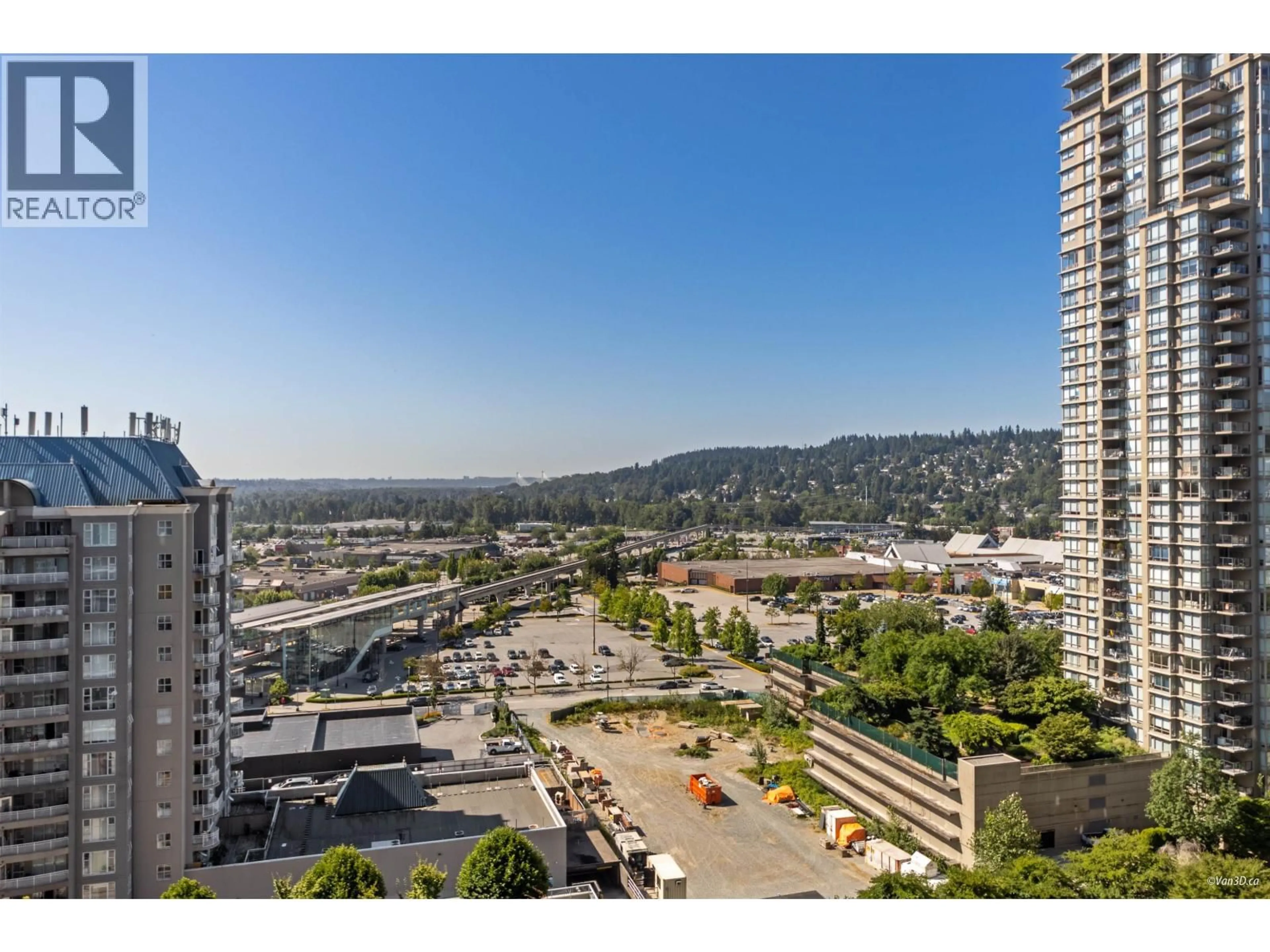 A pic from outside/outdoor area/front of a property/back of a property/a pic from drone, city buildings view from balcony for 1709 - 3008 GLEN DRIVE, Coquitlam British Columbia V3B0J5