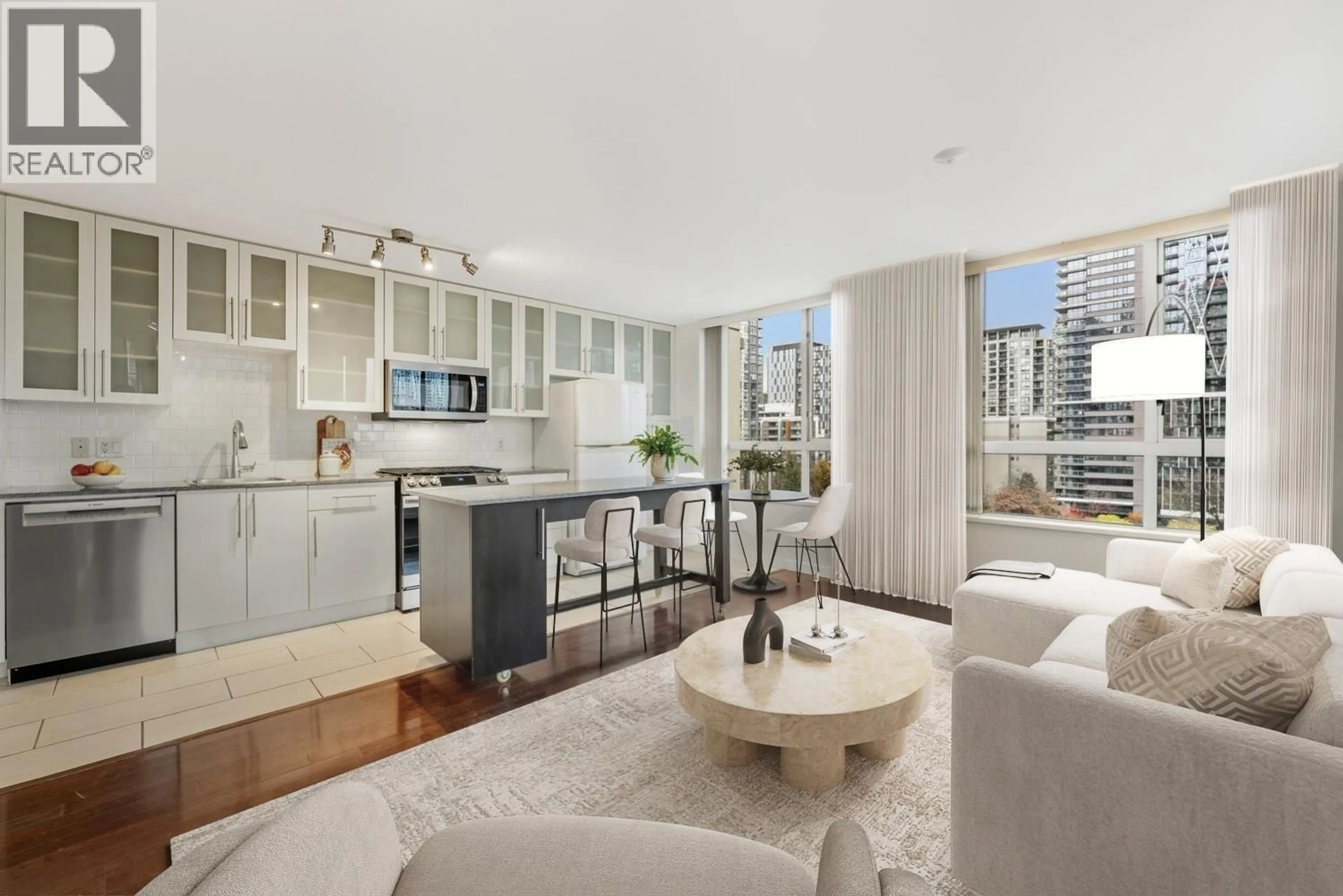 Open concept kitchen, unknown for 804 - 1225 RICHARDS STREET, Vancouver British Columbia V6B1E6