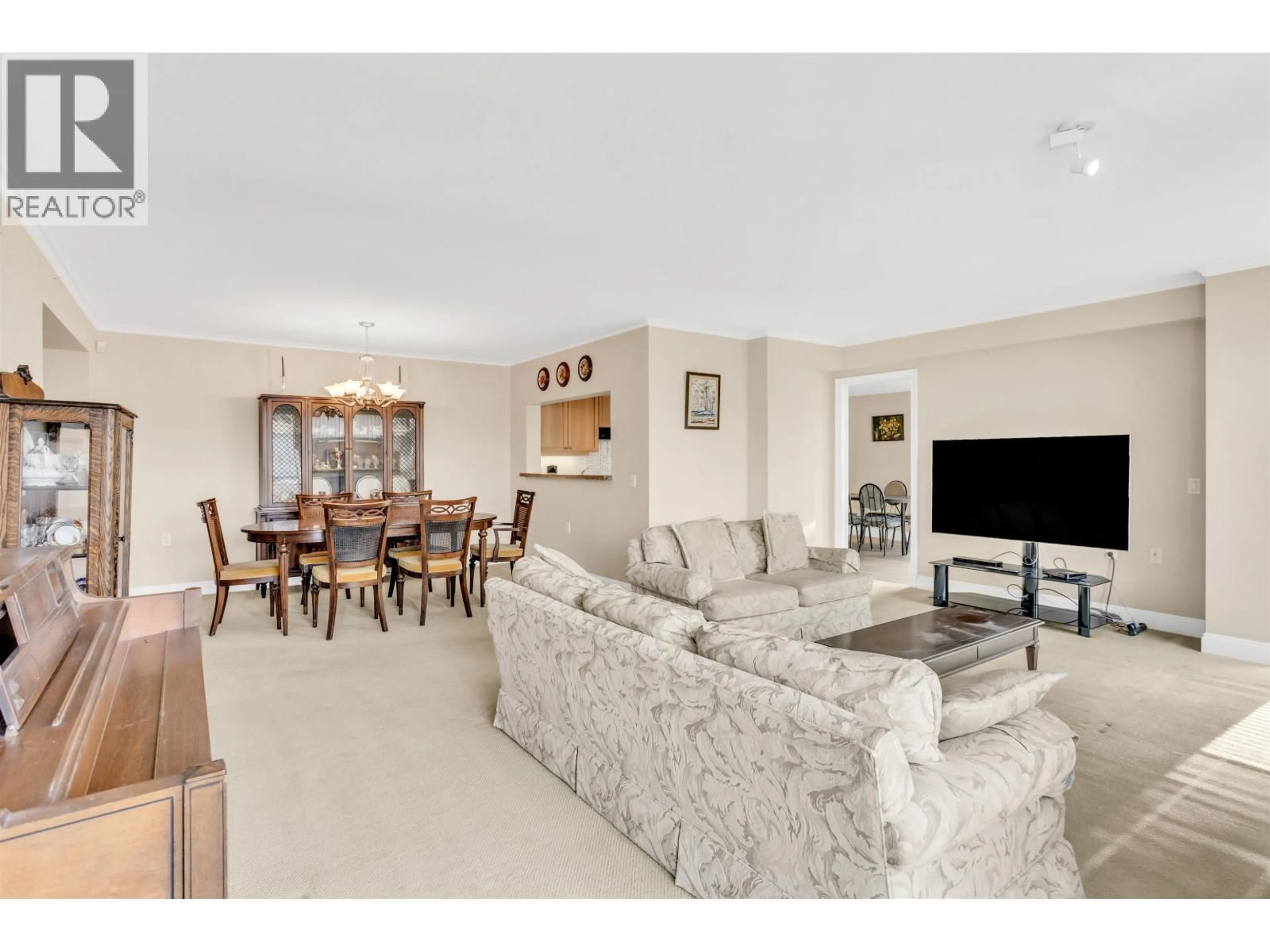 Living room with furniture, unknown for 508 - 618 45TH AVENUE, Vancouver British Columbia V5Z4R7