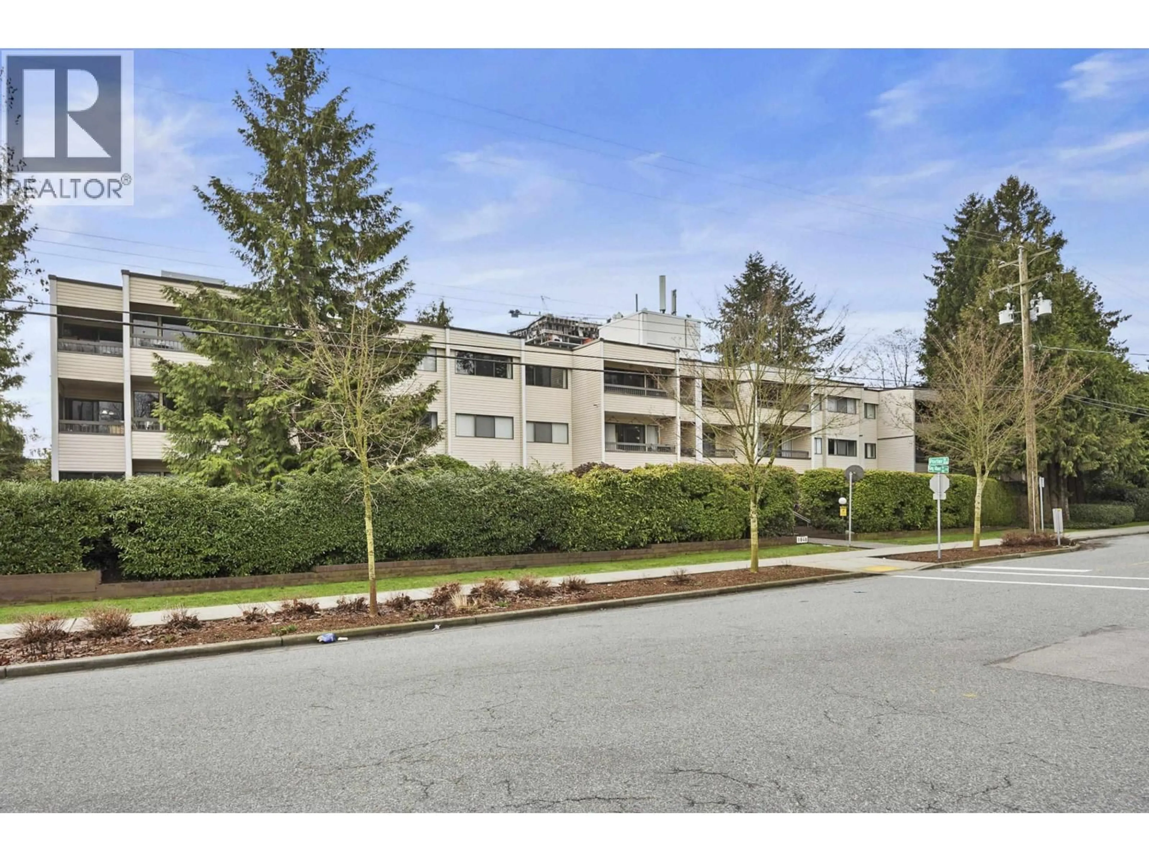 Patio, mountain view for 202 - 1048 KING ALBERT AVENUE, Coquitlam British Columbia V3J1X5