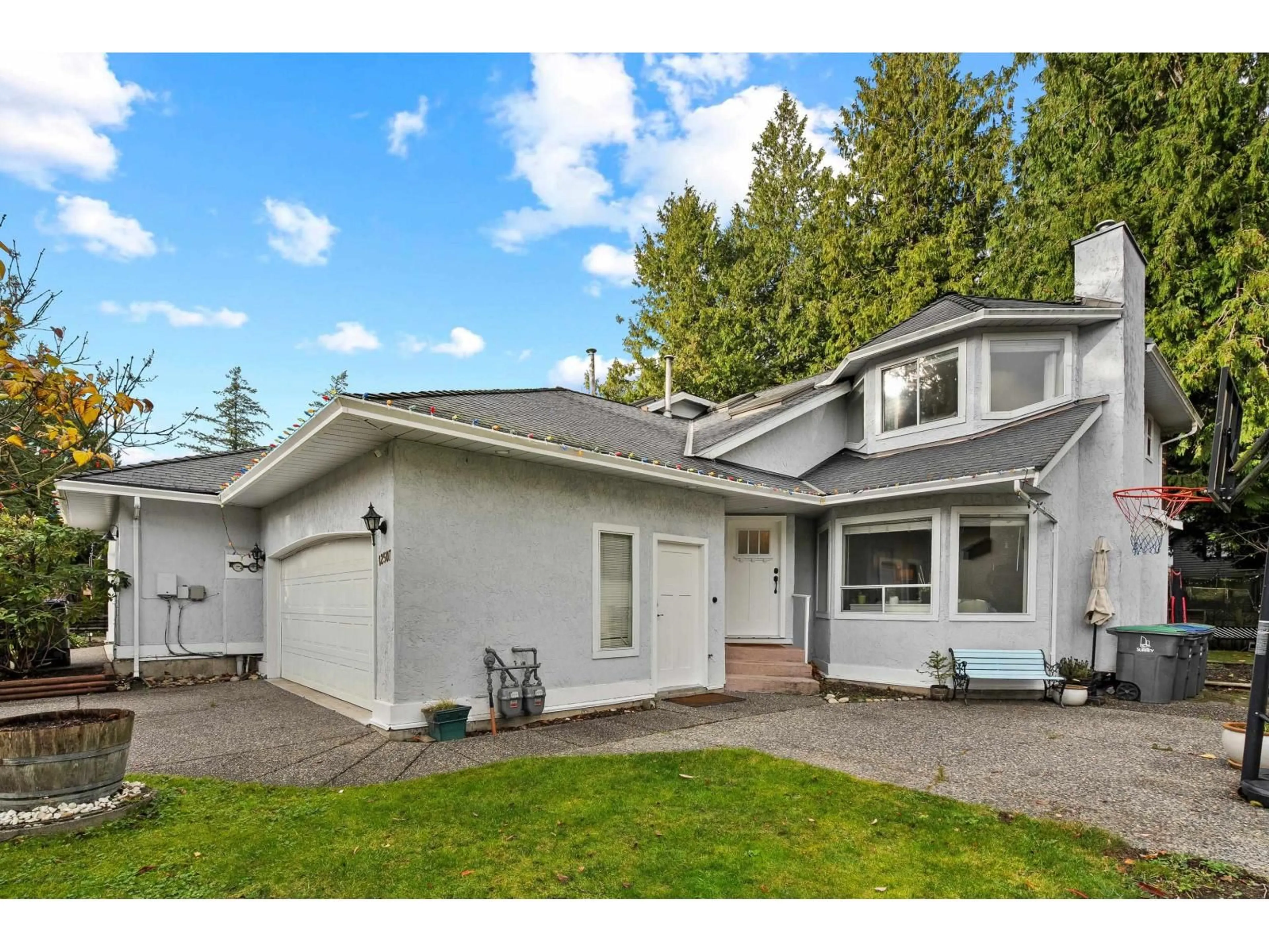 Home with vinyl exterior material, street for 12507 24A AVENUE, Surrey British Columbia V4A8H7