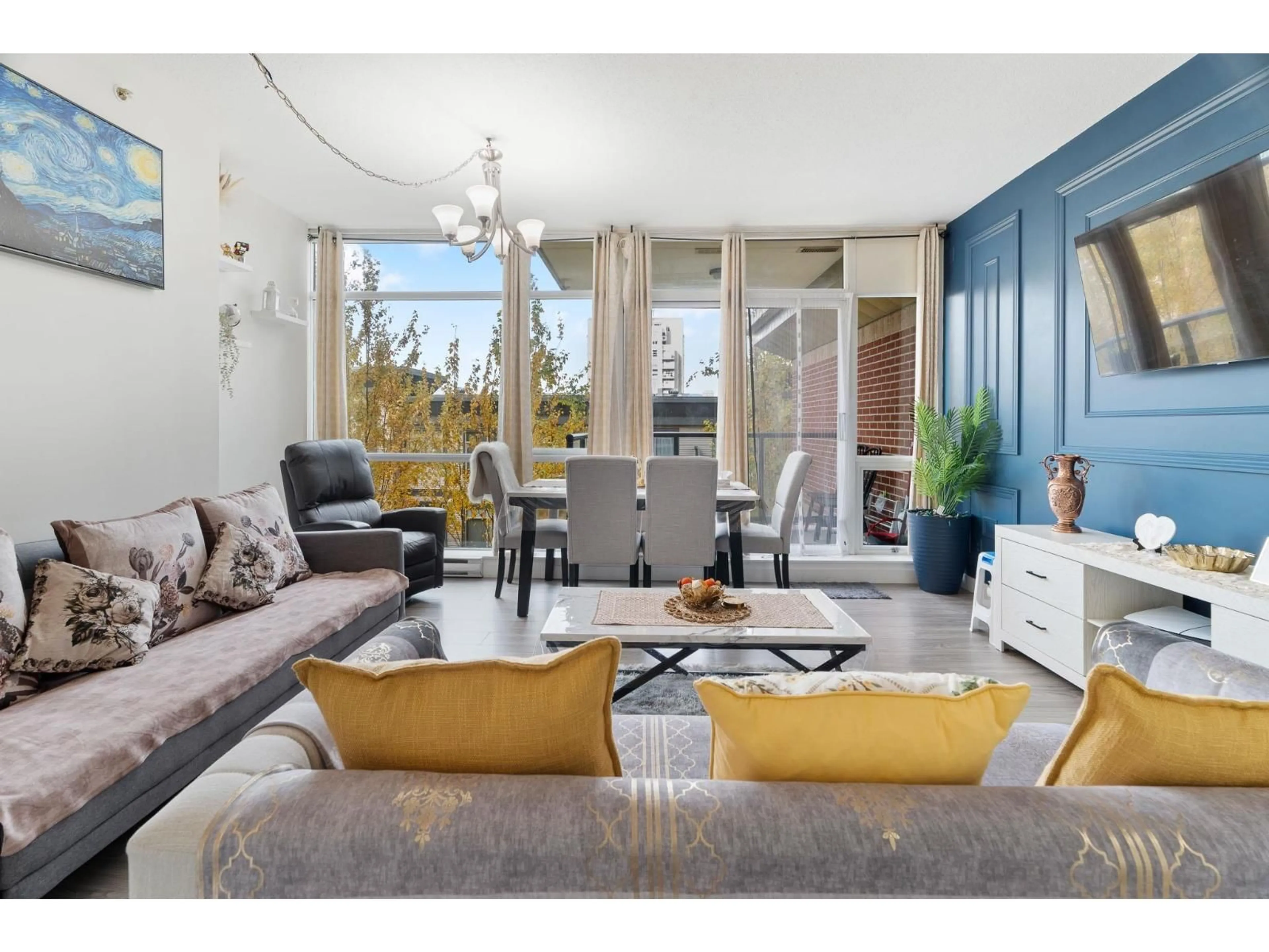 Living room with furniture, unknown for 308 - 13399 104 AVENUE, Surrey British Columbia V3T0C9