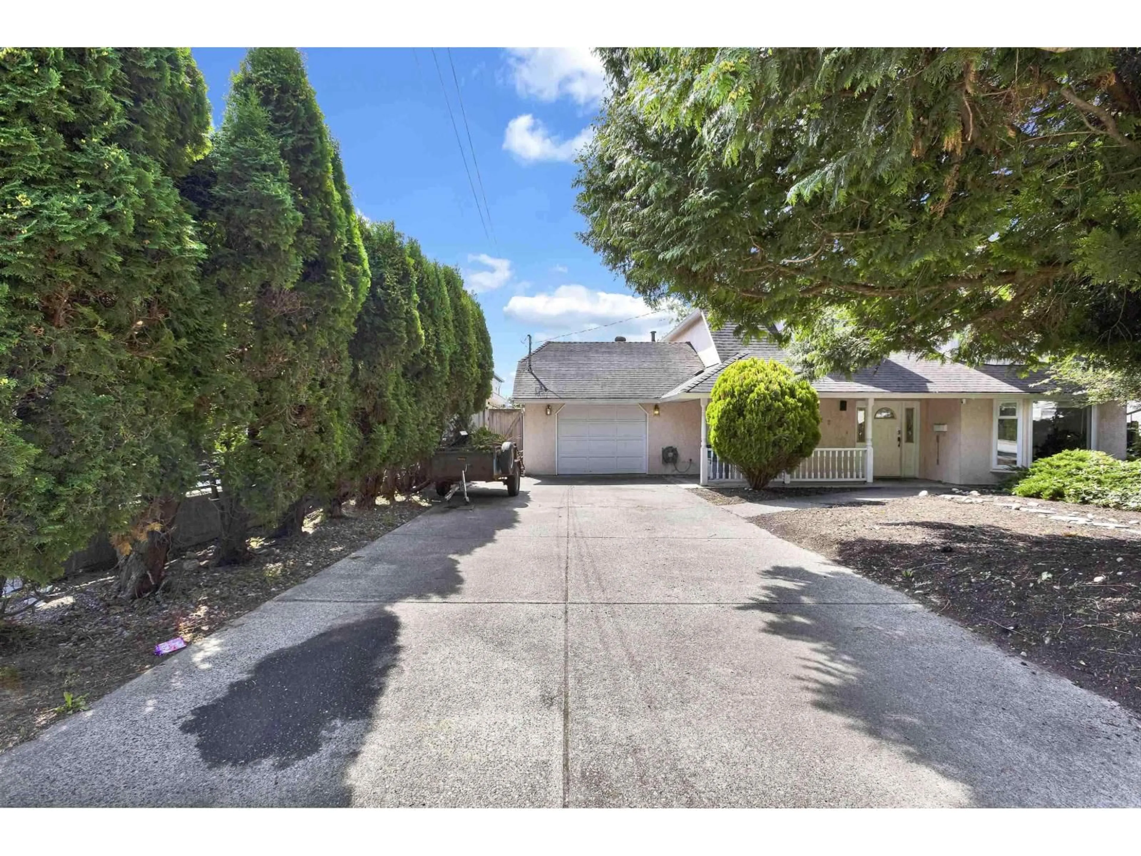 A pic from outside/outdoor area/front of a property/back of a property/a pic from drone, street for 11318 82 AVENUE, Delta British Columbia V4C2B9