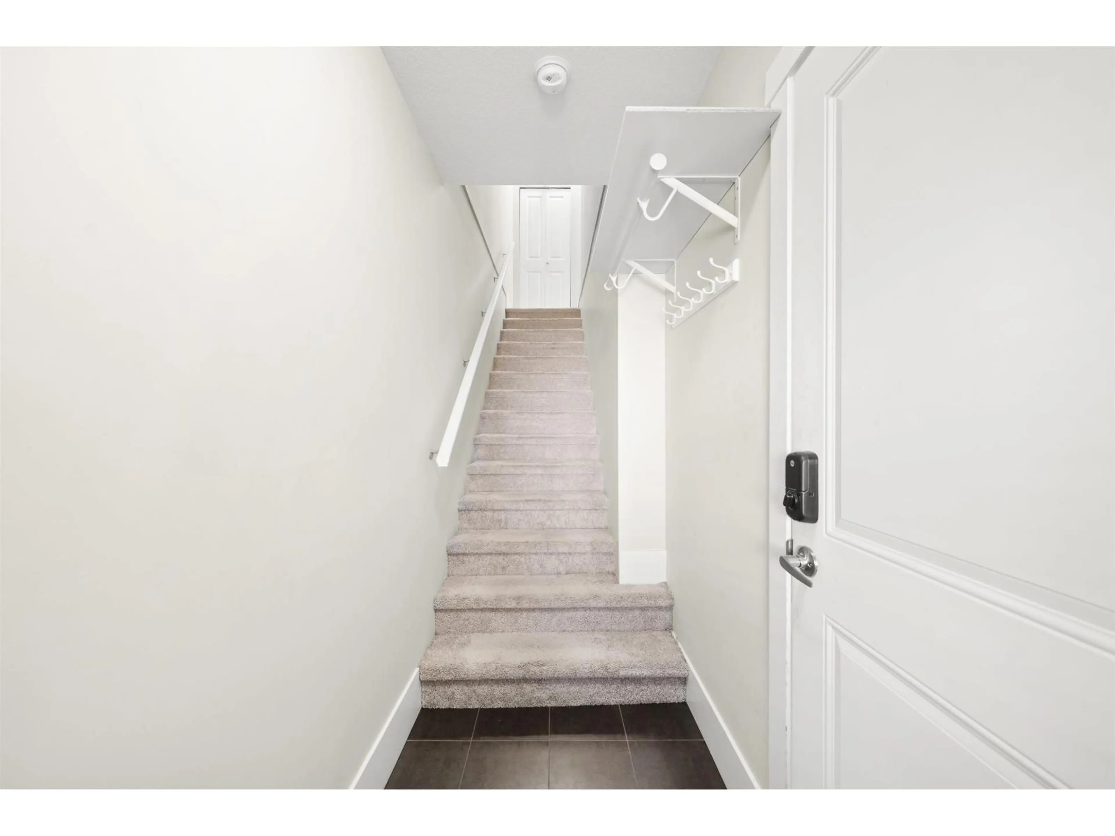 Indoor entryway for 4 - 19752 55A AVENUE, Langley British Columbia V3A3X2