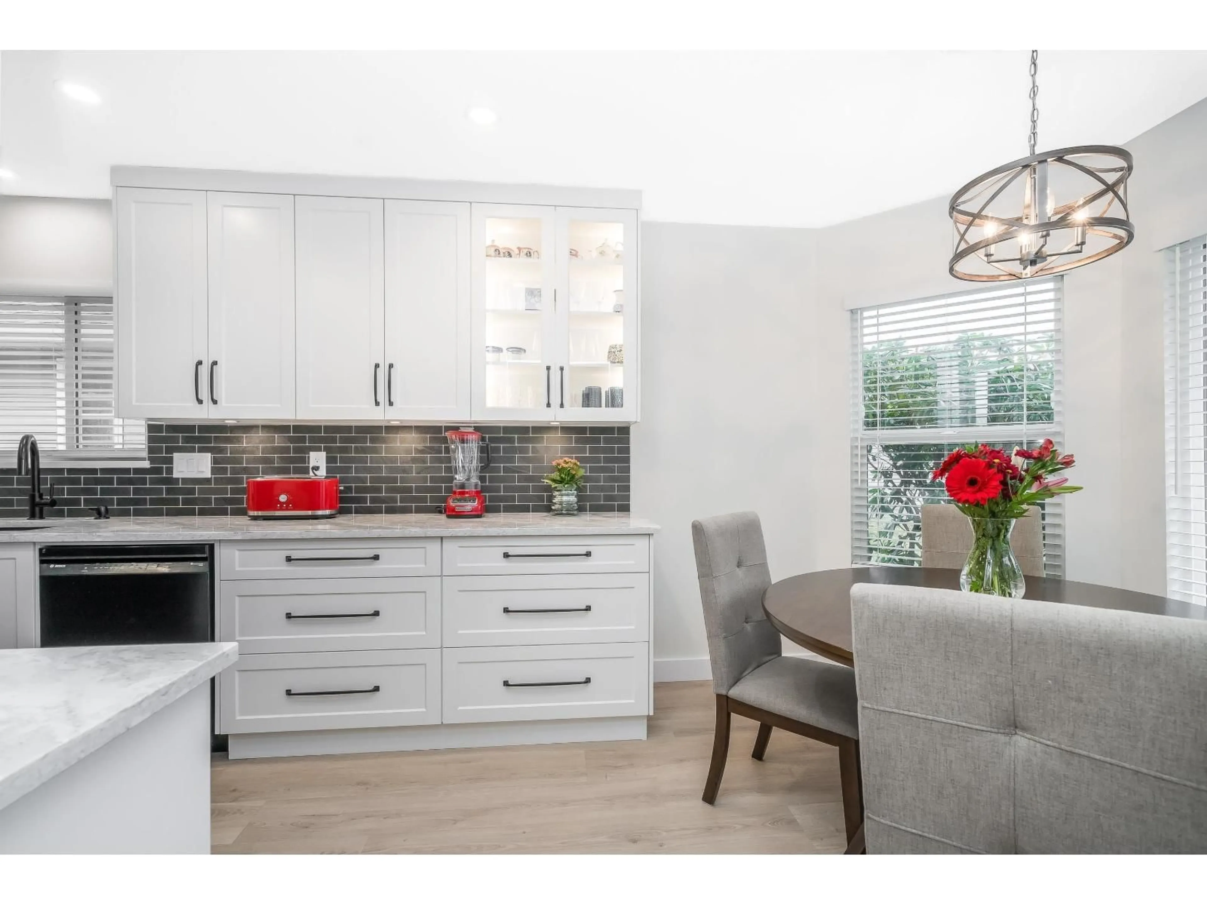 Open concept kitchen, unknown for 98 - 1973 WINFIELD DRIVE, Abbotsford British Columbia V3G1K6