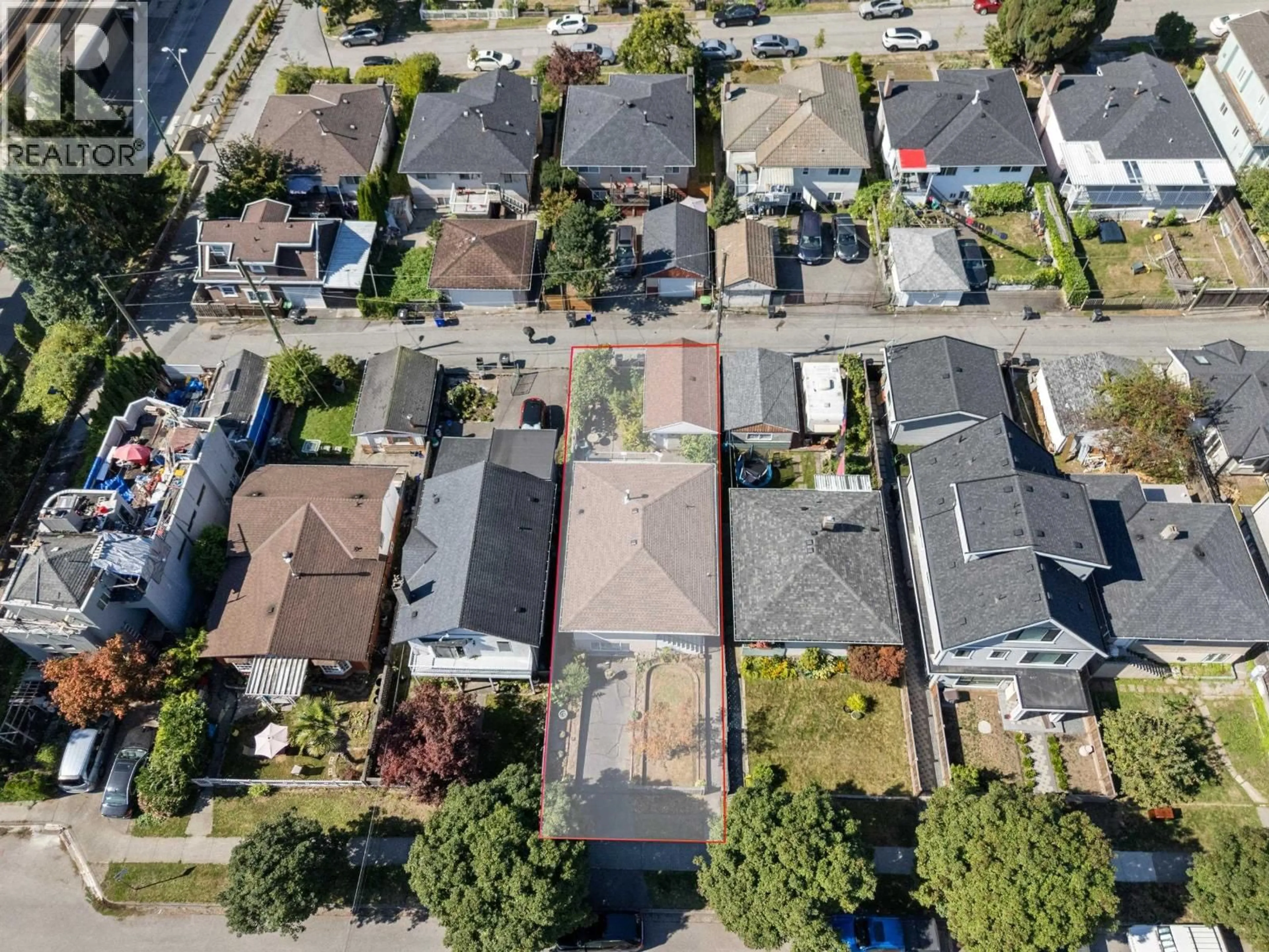 A pic from outside/outdoor area/front of a property/back of a property/a pic from drone, street for 5131 ANN STREET, Vancouver British Columbia V5R4J8