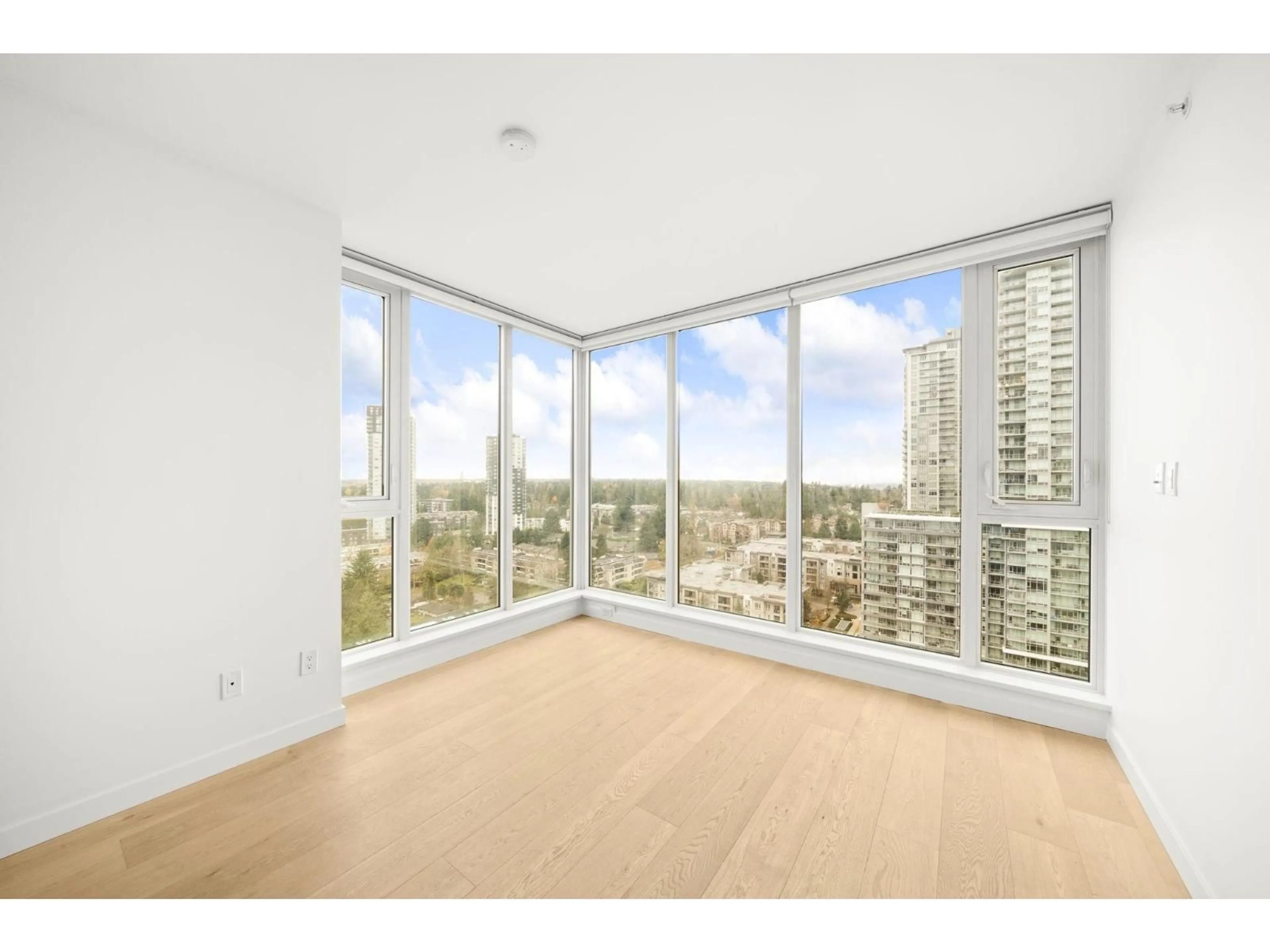 A pic of a room for 2102 - 13438 CENTRAL AVENUE, Surrey British Columbia V3T0N2