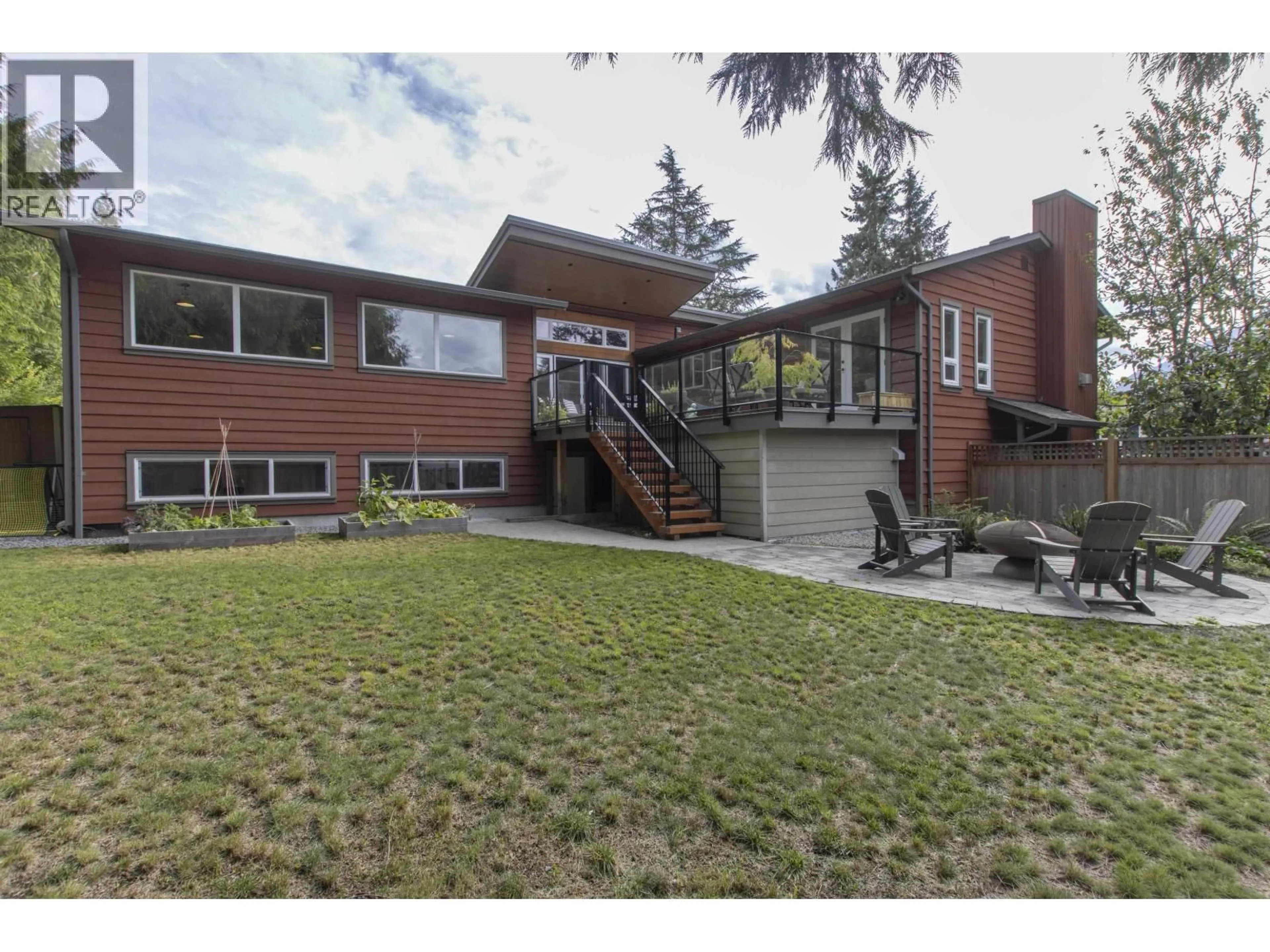 Unknown for 40211 KINTYRE DRIVE, Squamish British Columbia V0N1T0