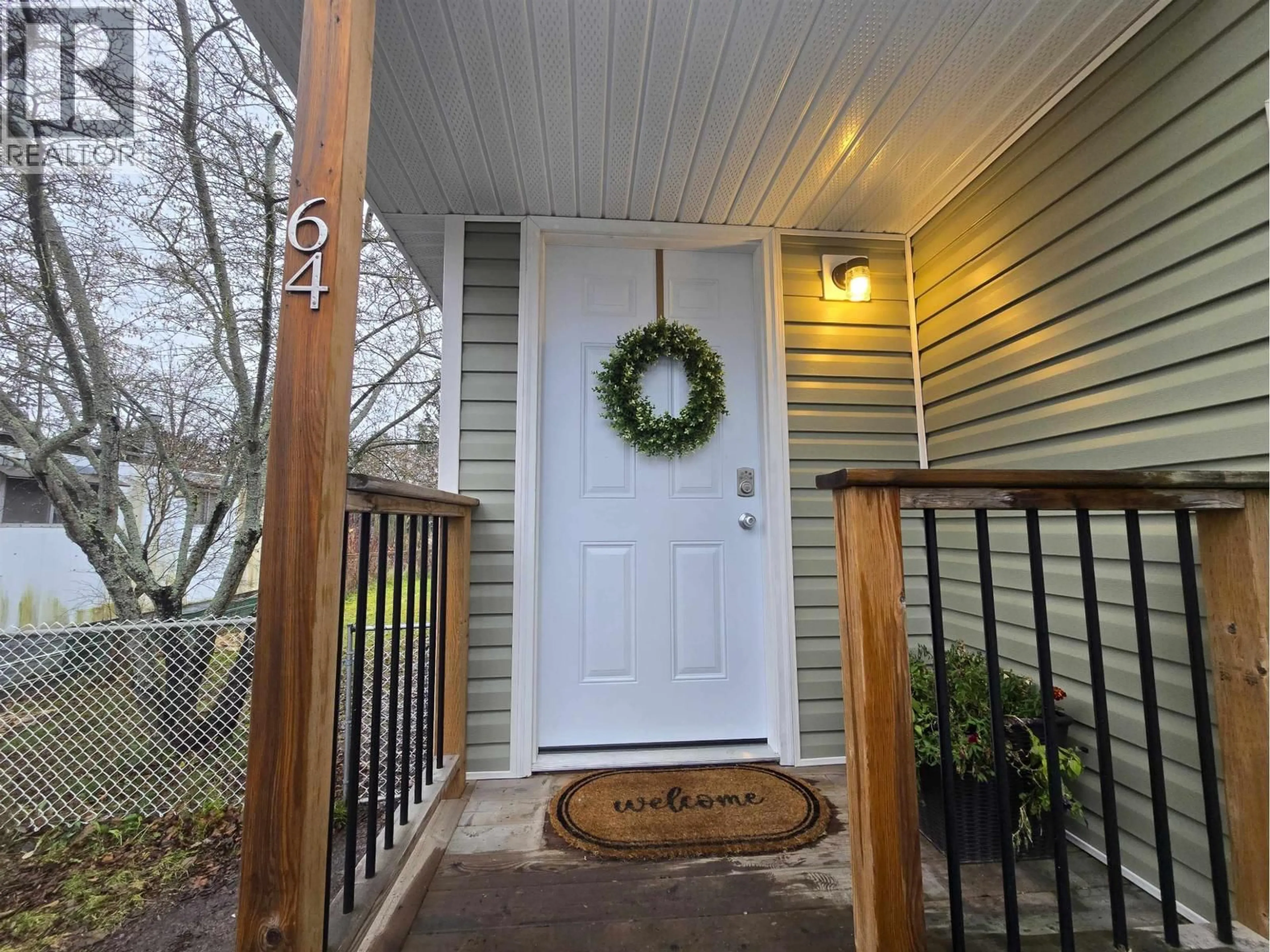 Indoor entryway for 64 - 4625 GRAHAM AVENUE, Terrace British Columbia V8G1A7