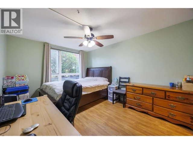 210 - 1163 THE HIGH STREET, Coquitlam 4