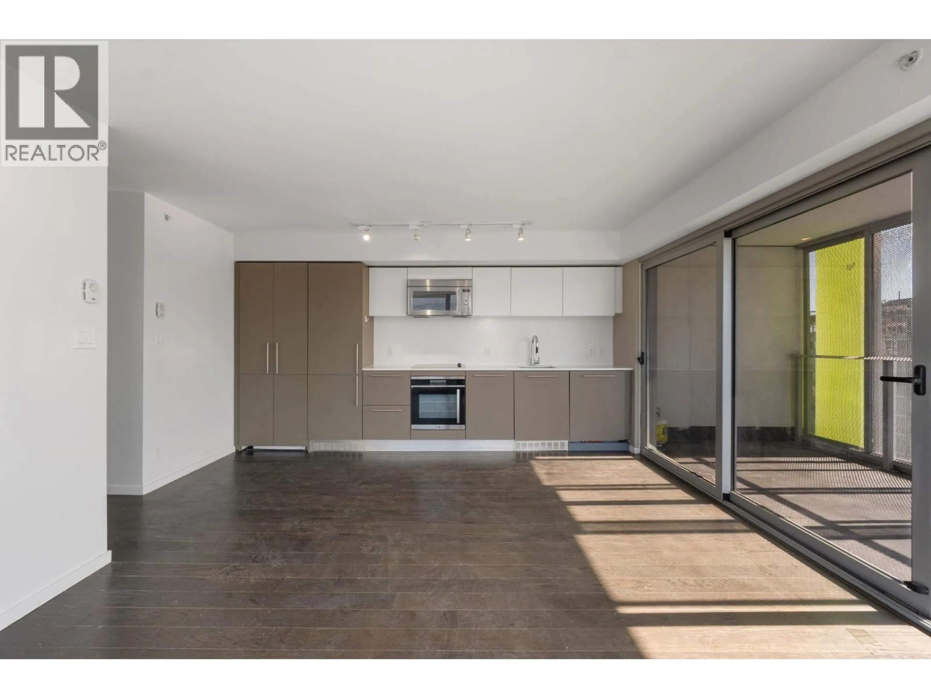 Open concept kitchen, unknown for 2007 - 999 SEYMOUR STREET, Vancouver British Columbia V6B0M5