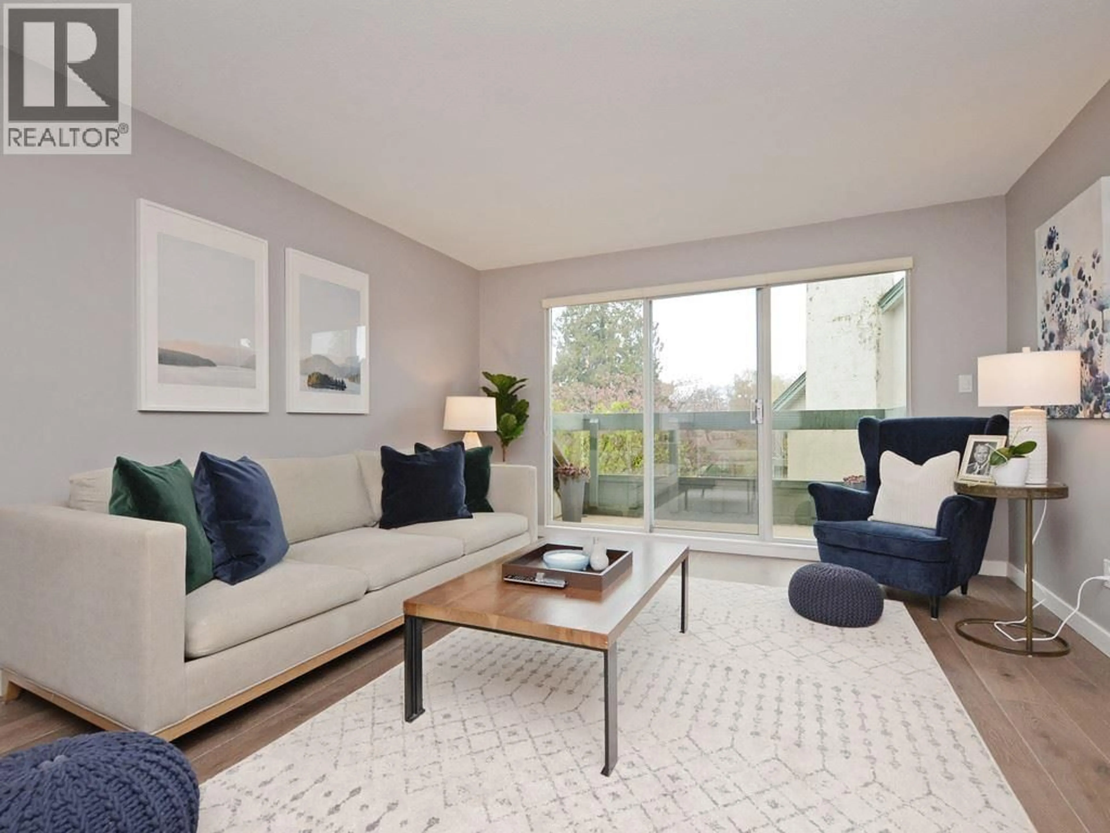 Living room with furniture, unknown for 2136 EASTERN AVENUE, North Vancouver British Columbia V7L3G3