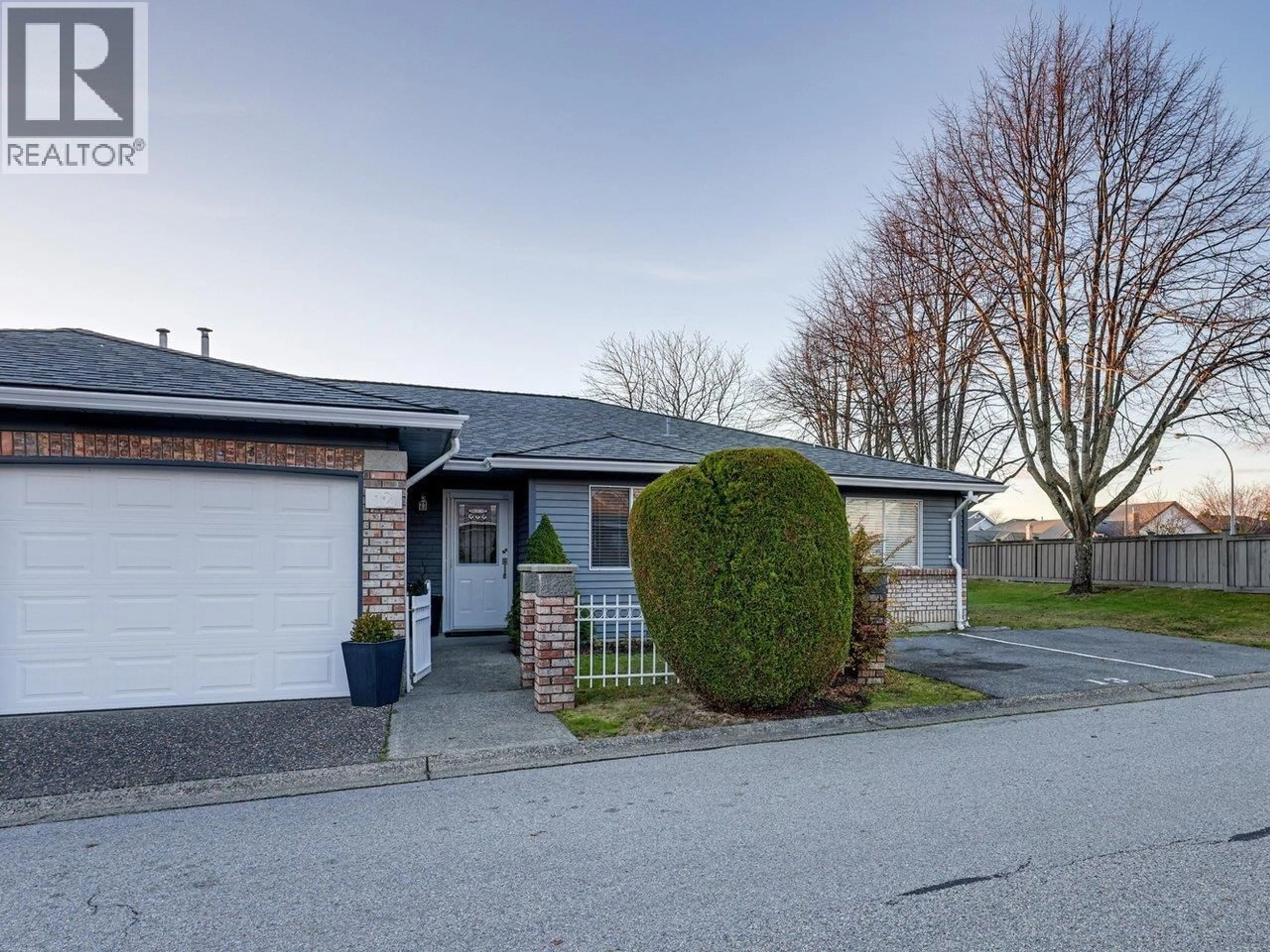 Unknown for 12 - 6380 48A AVENUE, Delta British Columbia V4K4W3