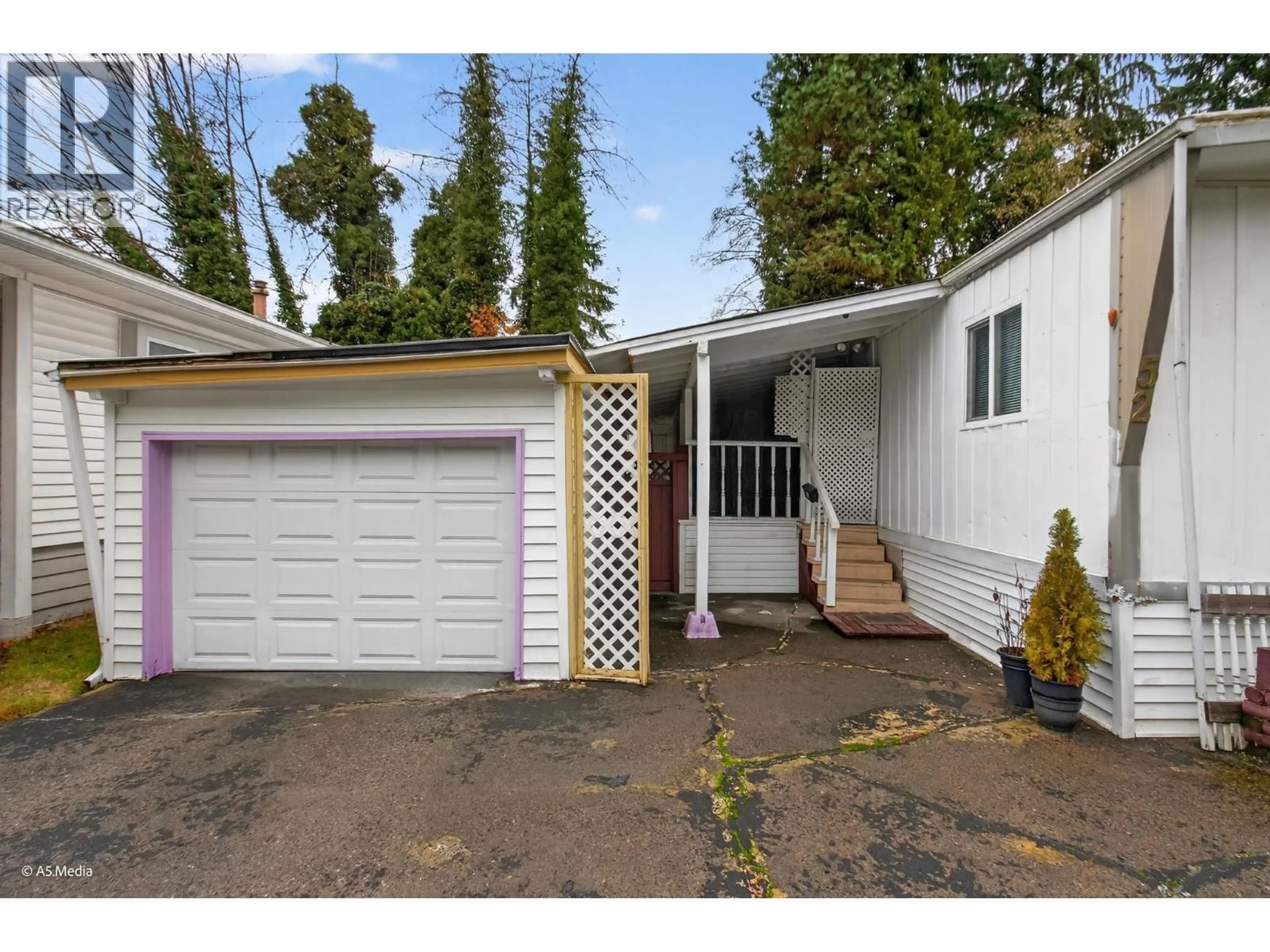 Unknown for 52 - 4200 DEWDNEY TRUNK ROAD, Coquitlam British Columbia V3K2X8