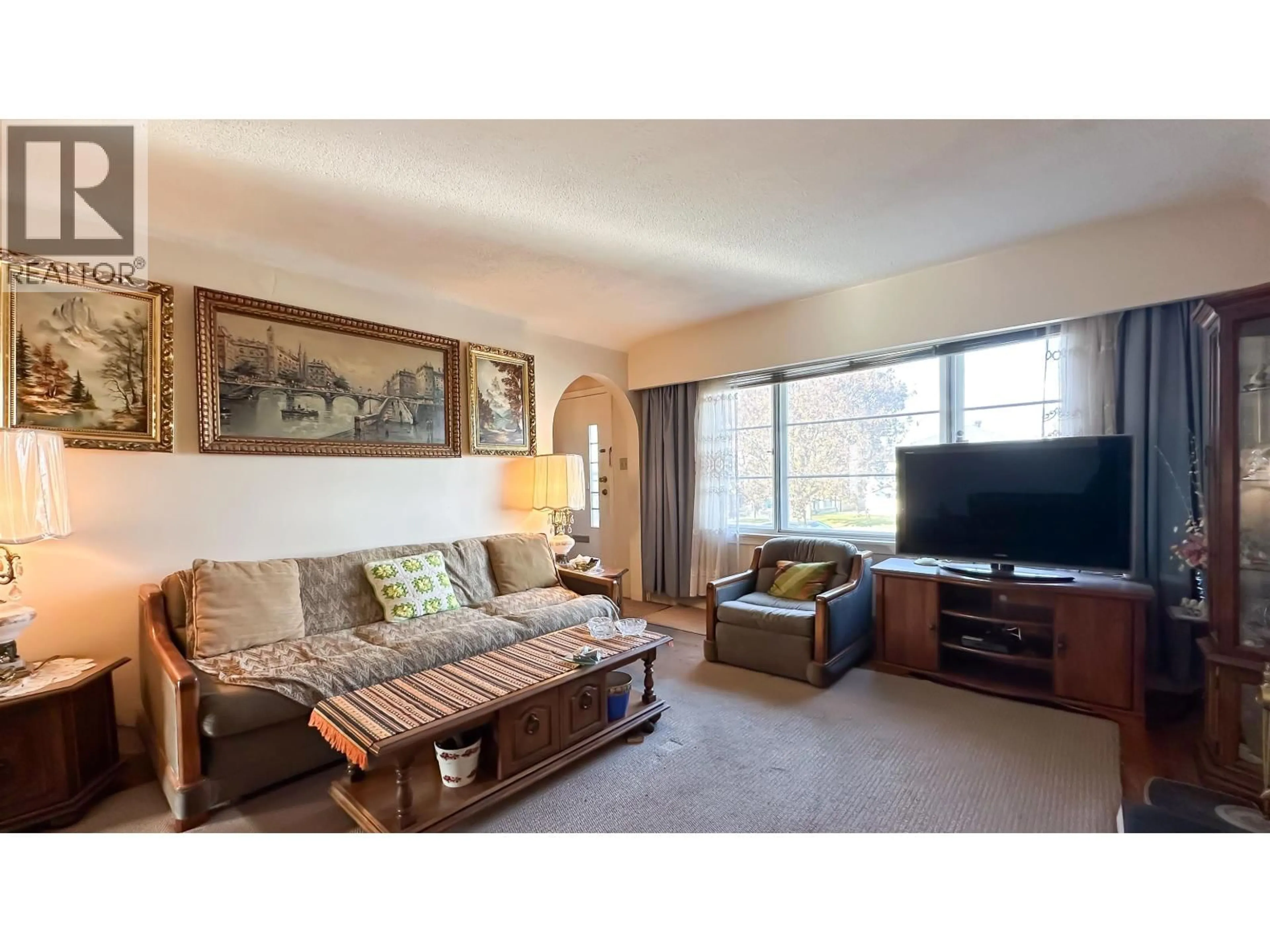 Living room with furniture, unknown for 3140 52ND AVENUE, Vancouver British Columbia V5S1T8