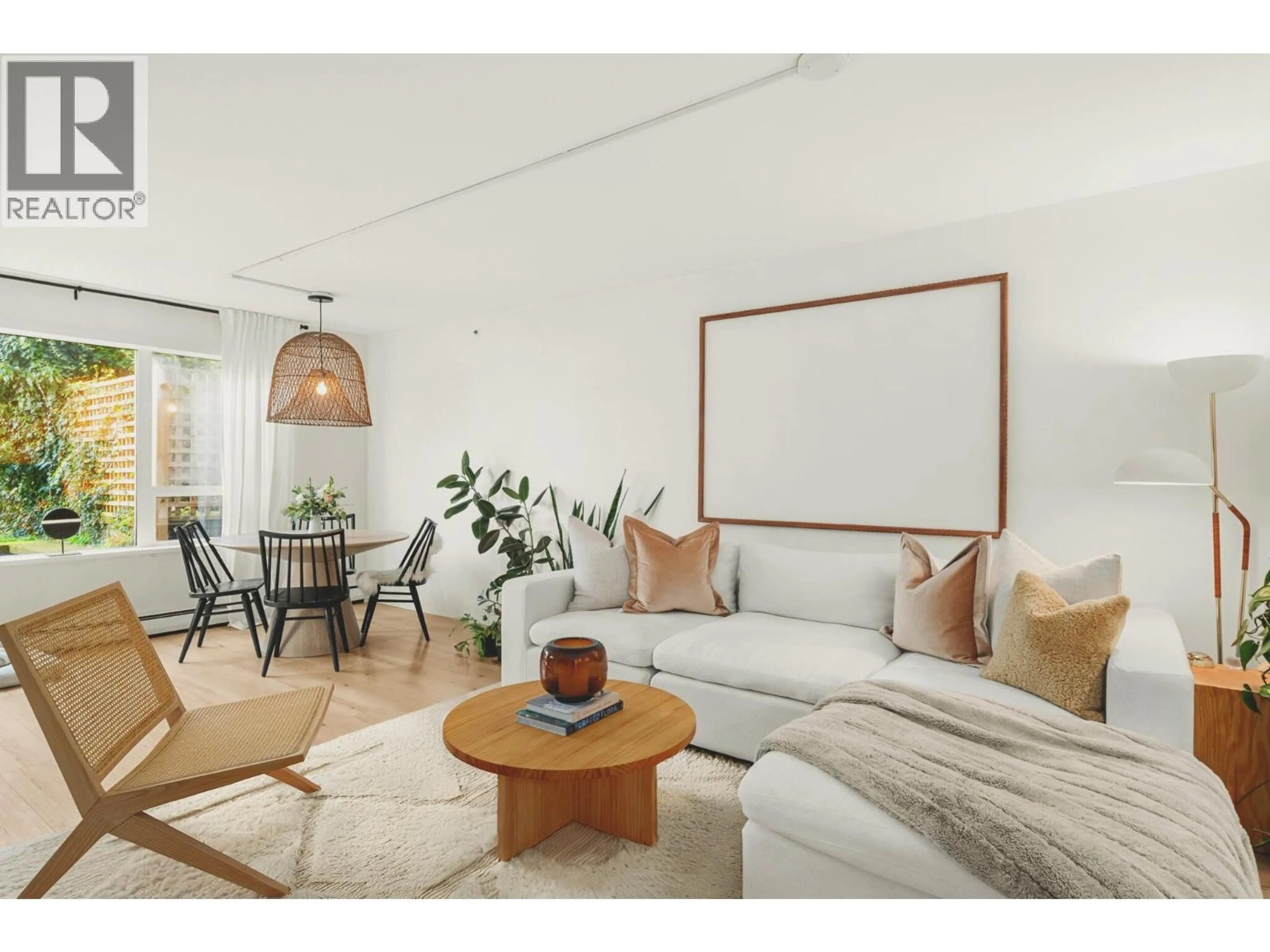 Living room with furniture, unknown for 302 - 1438 7TH AVENUE, Vancouver British Columbia V6H1C1