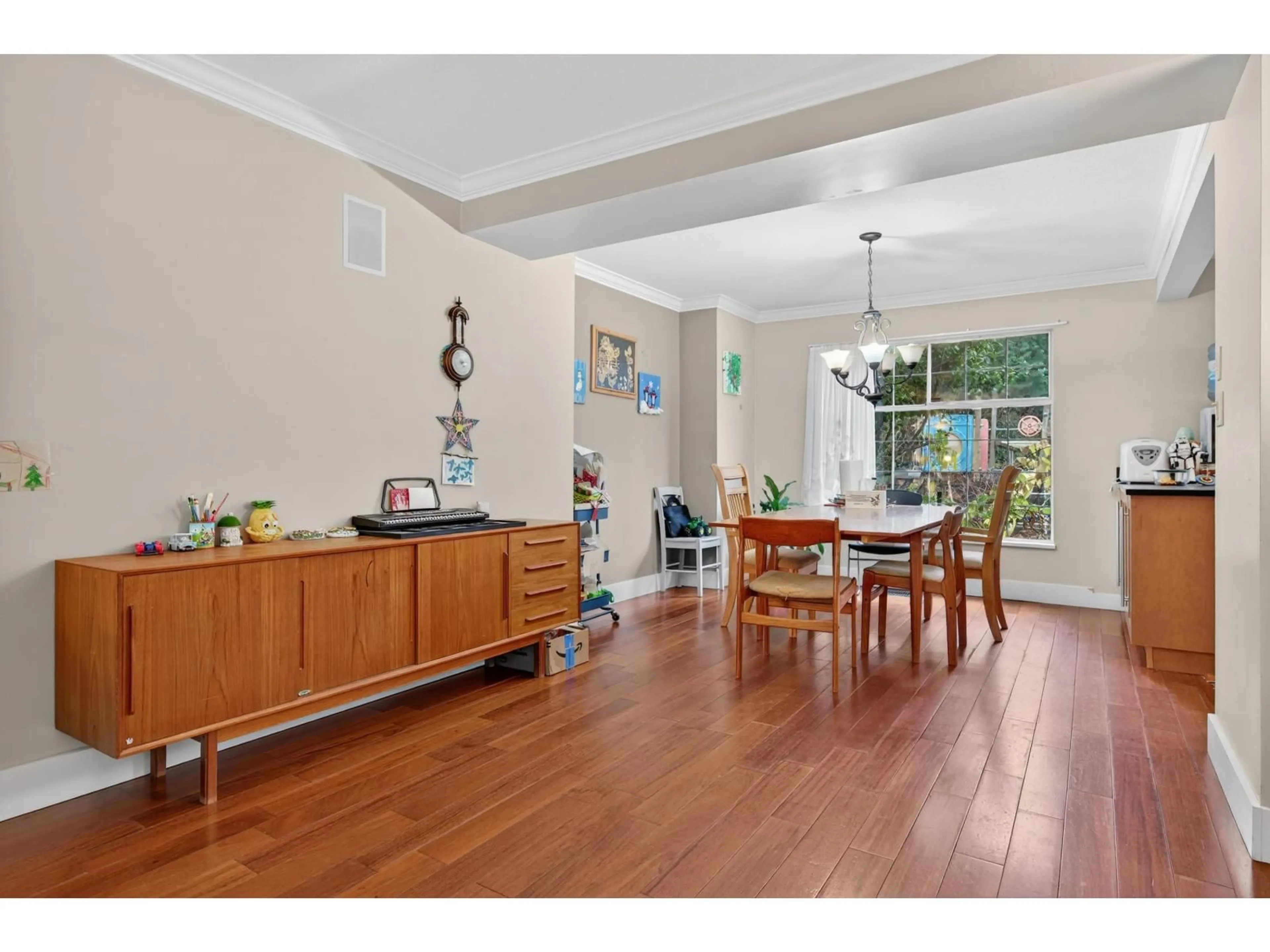 Unknown for 2382 150B STREET, Surrey British Columbia V4A8B1