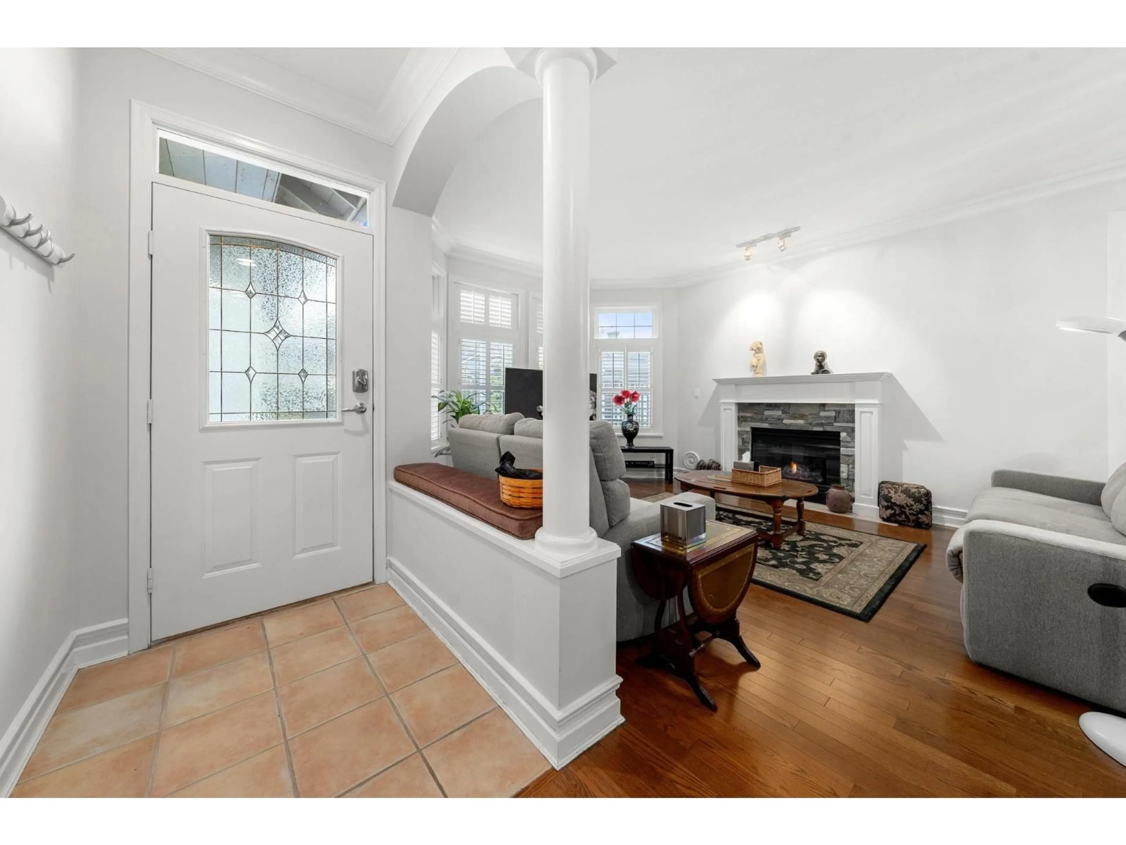 Indoor entryway for 76 - 14909 32 AVENUE, Surrey British Columbia V4P1A4