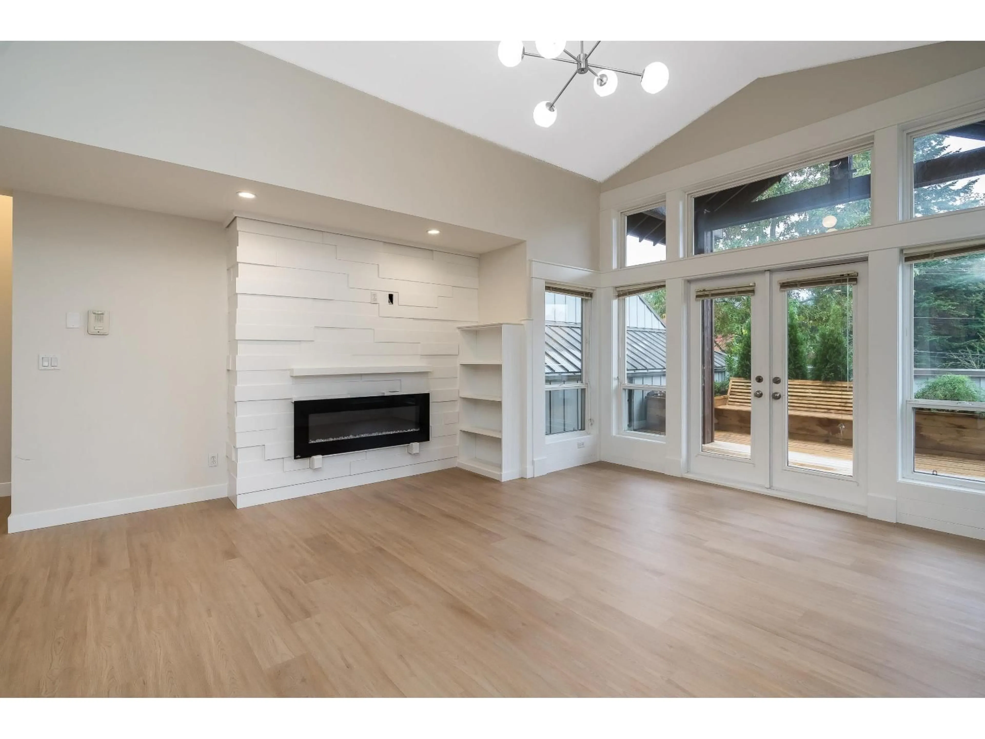 Unknown for 208 - 2828 152 STREET, Surrey British Columbia V4P1G6