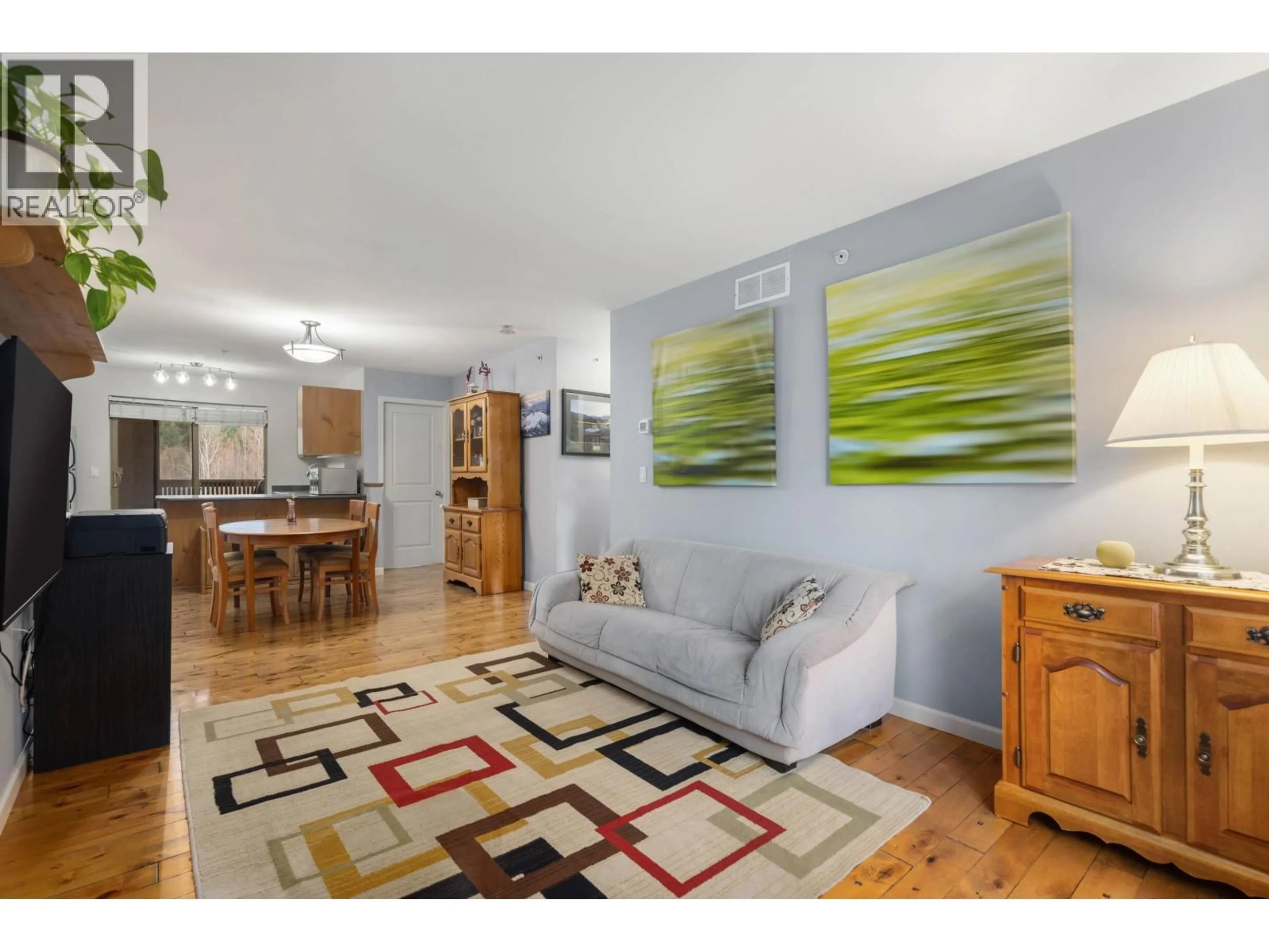 Living room with furniture, wood/laminate floor for 12 - 1442 VINE ROAD, Pemberton British Columbia V0N2L1