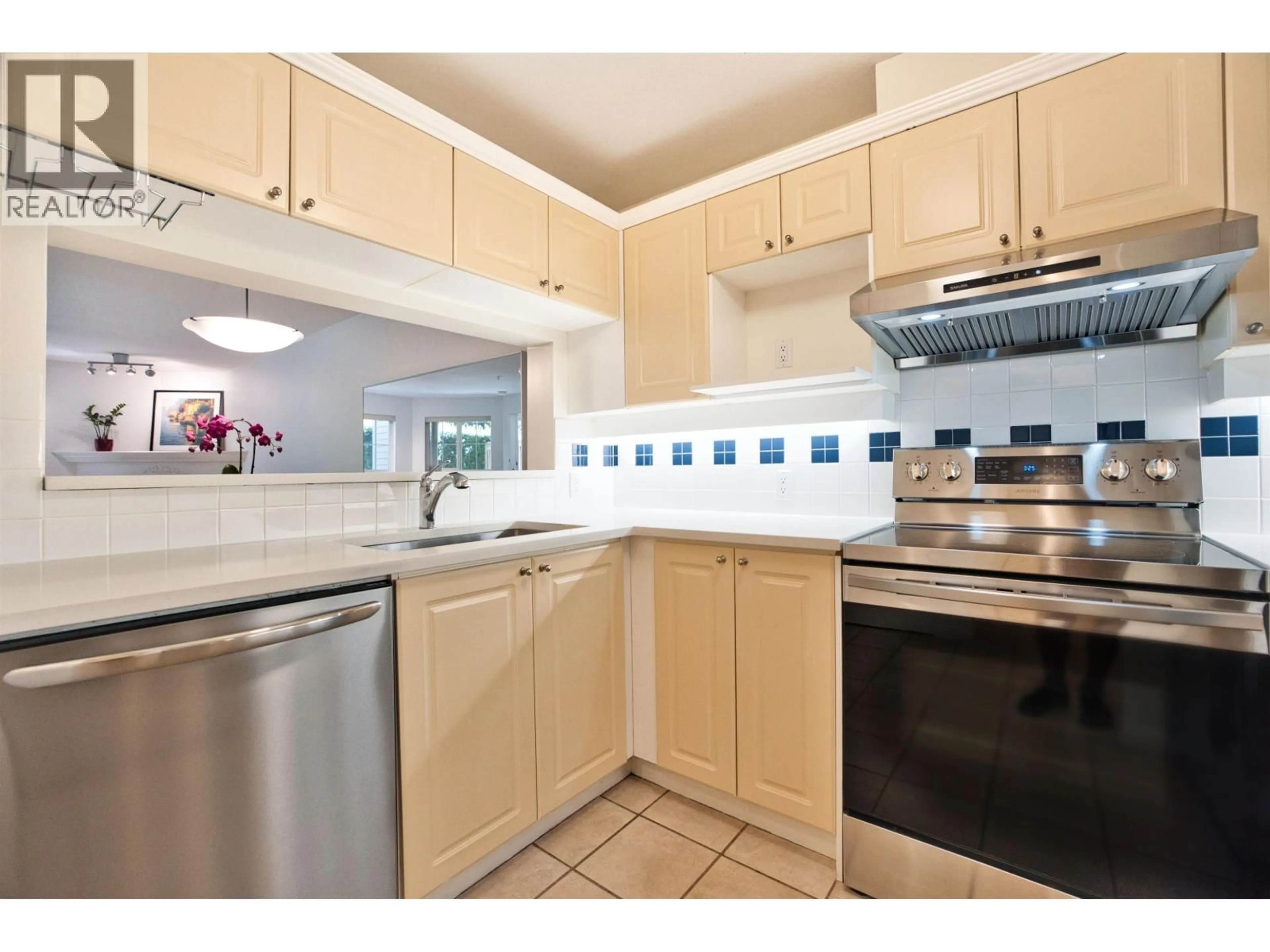 Standard kitchen, ceramic/tile floor for 129 - 5500 ANDREWS ROAD, Richmond British Columbia V7E6M9