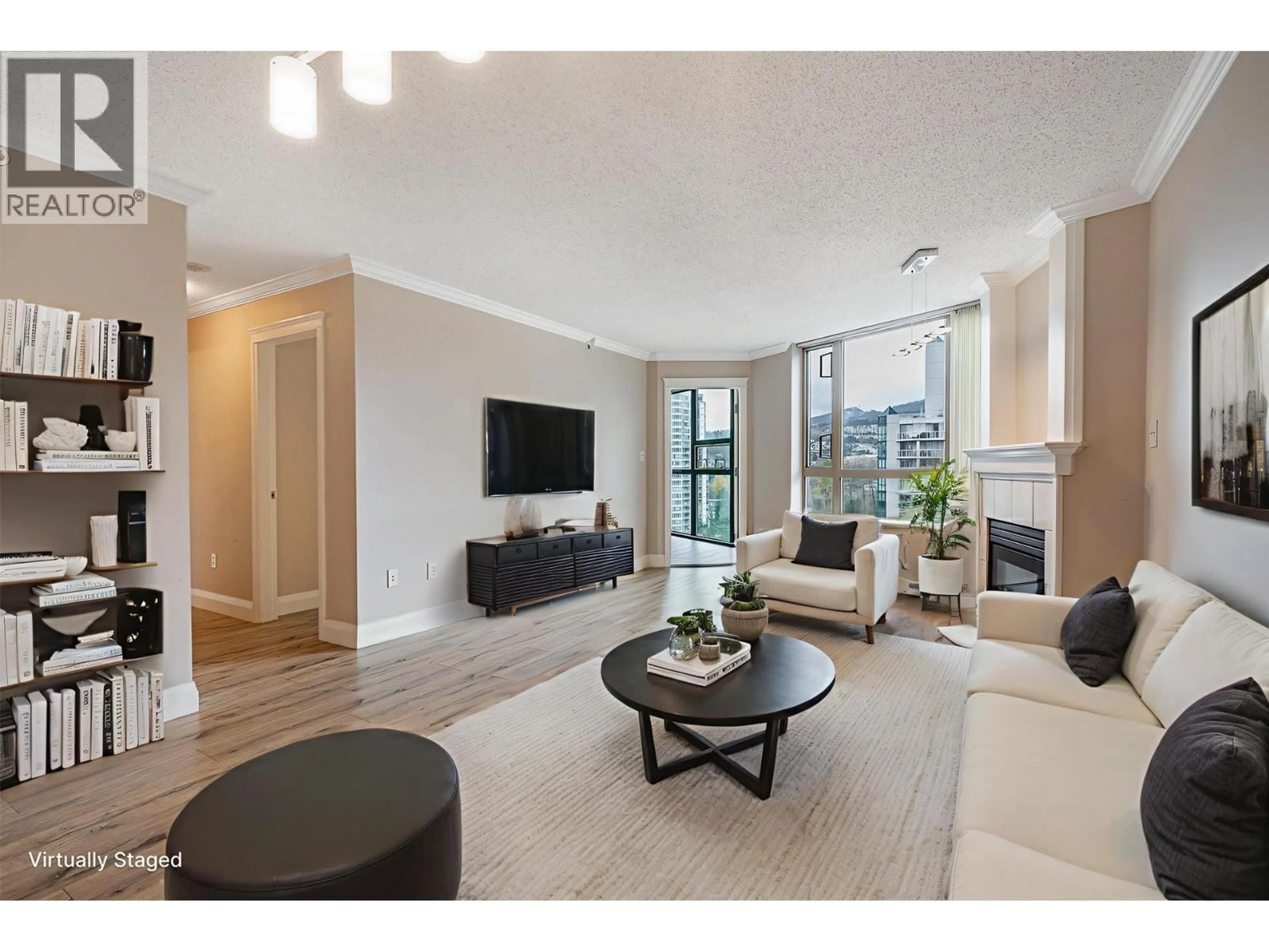 Living room with furniture, unknown for 1305 - 1190 PIPELINE ROAD, Coquitlam British Columbia V3B7T9