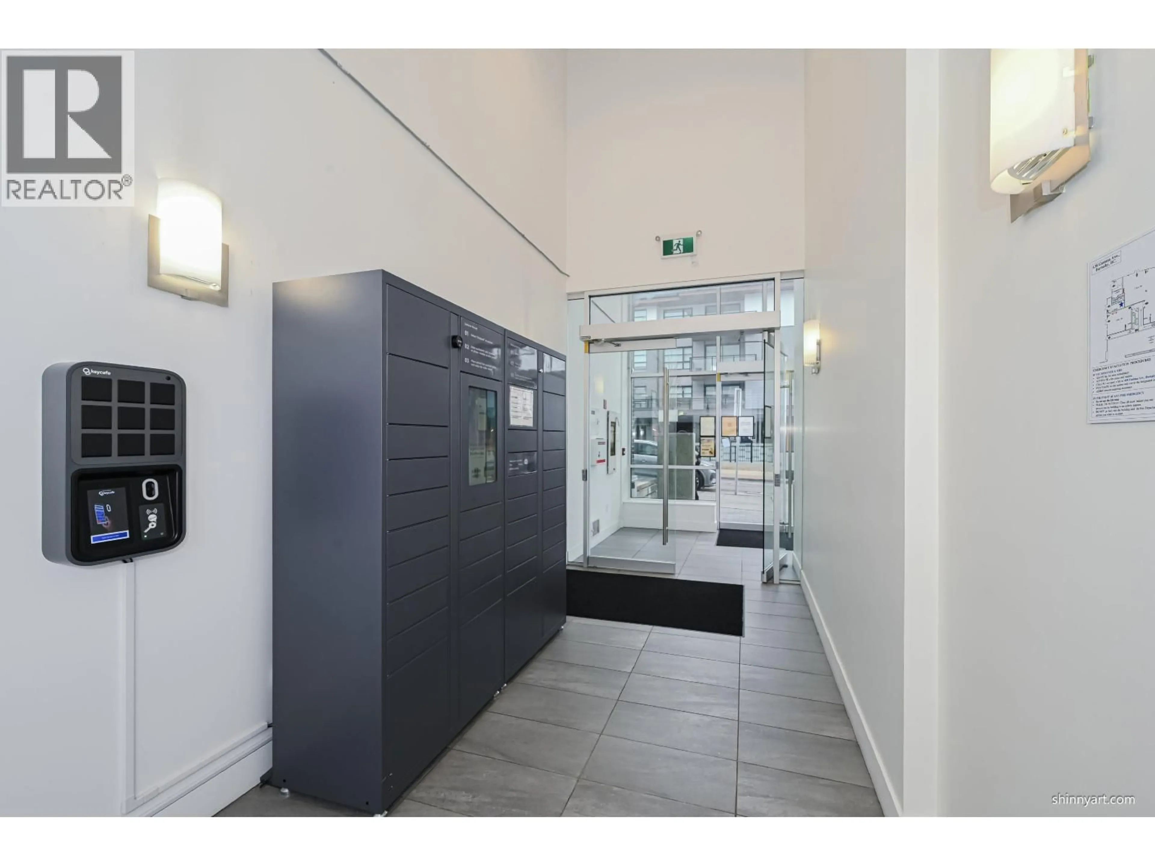 Indoor foyer for 306 - 438 GAMMA AVENUE, Burnaby British Columbia V5C0J7