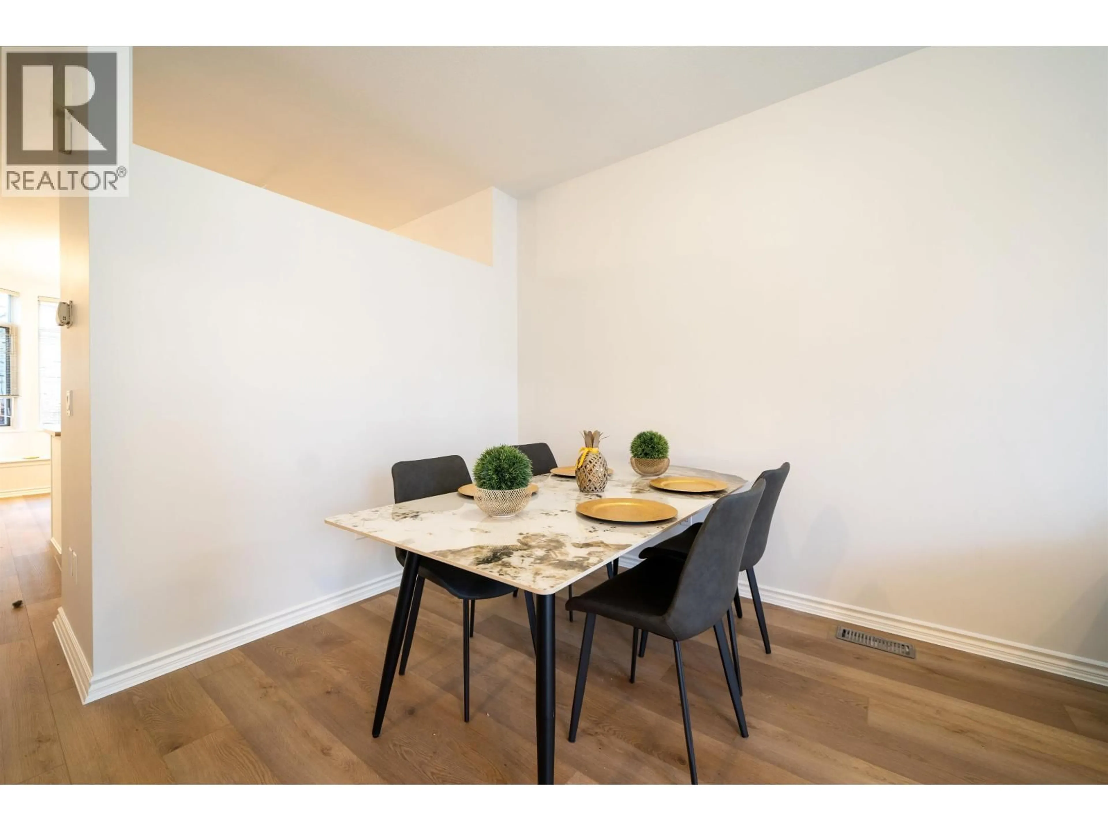 Dining room, wood/laminate floor for 30 - 6179 NO. 1 ROAD, Richmond British Columbia V7C1T4