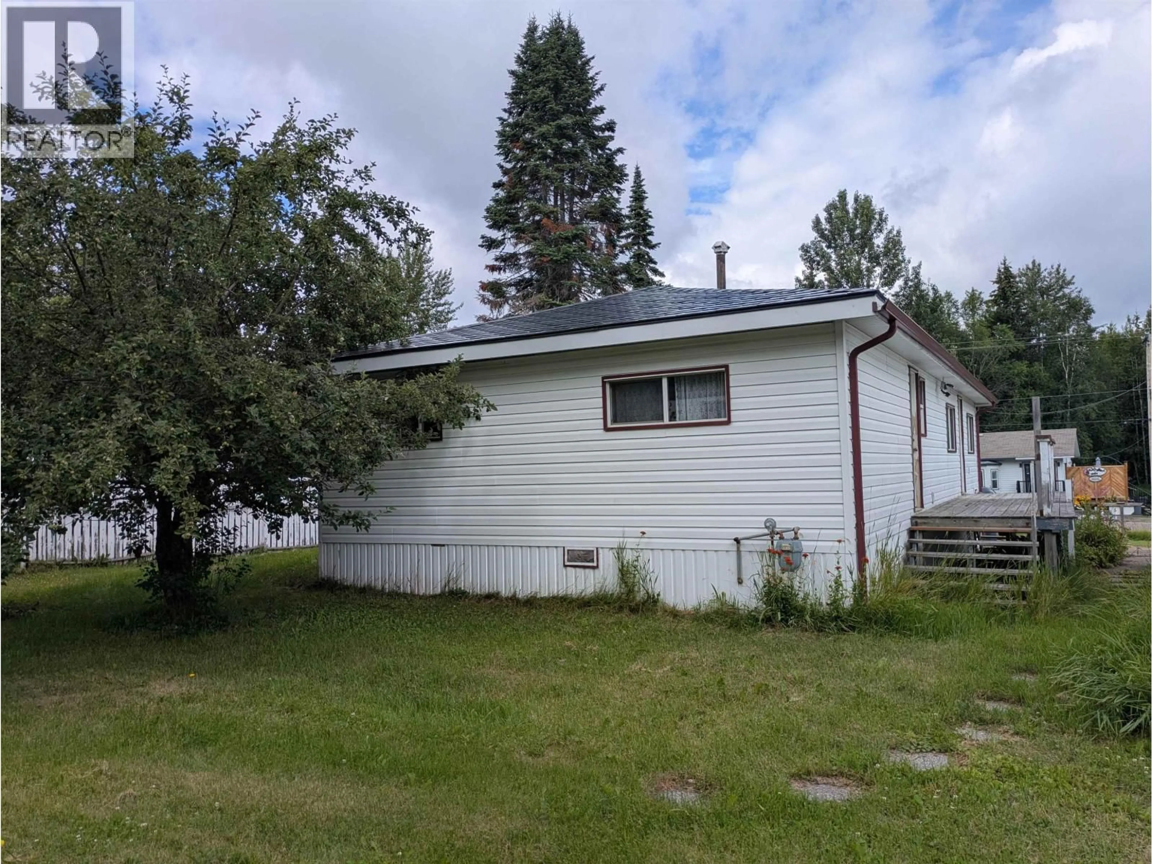 Unknown for 4195 KNIGHT CRESCENT, Prince George British Columbia V2K2V9