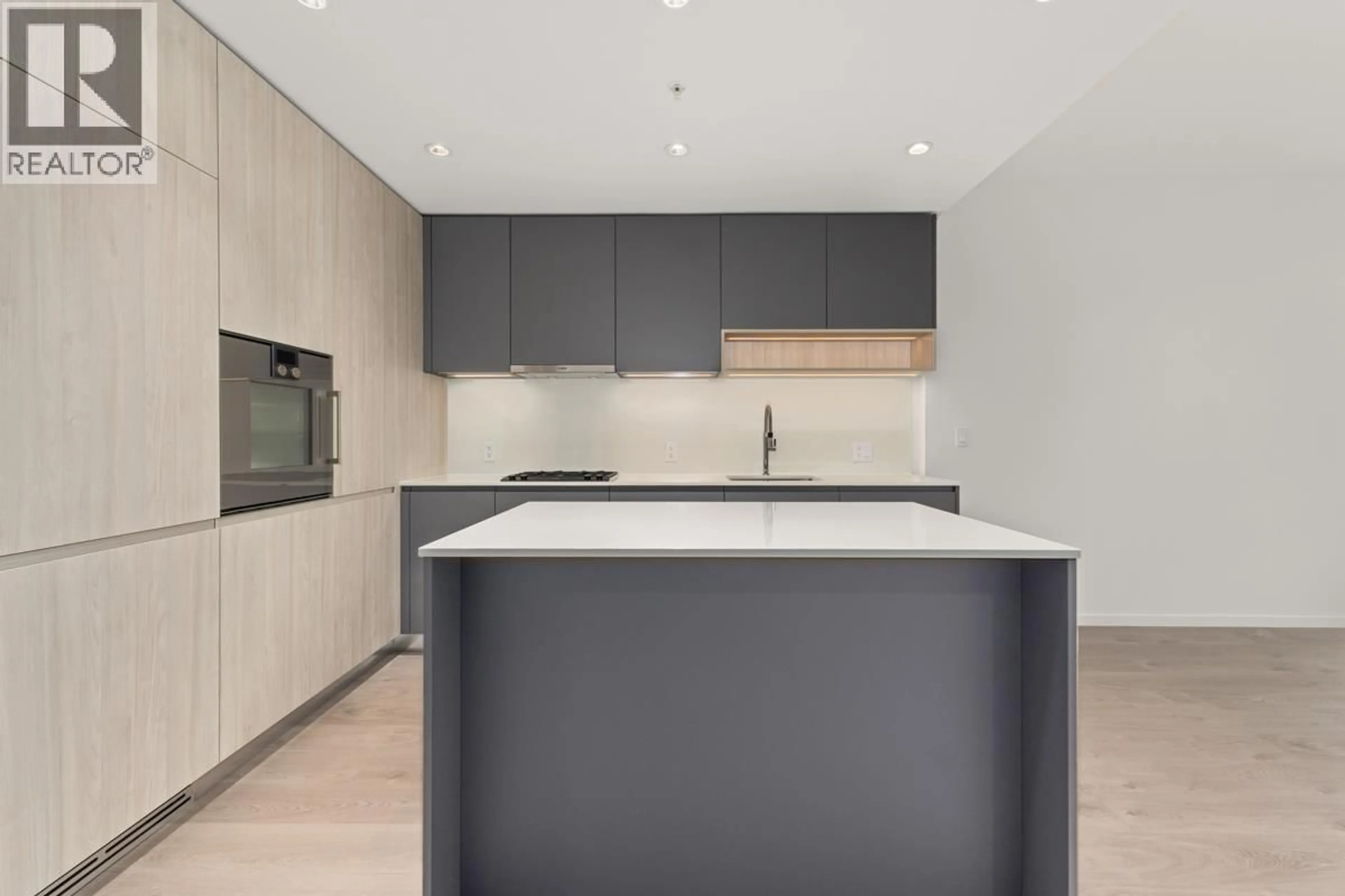 Unknown for 1105 - 6500 MINORU BOULEVARD, Richmond British Columbia V6Y0N3