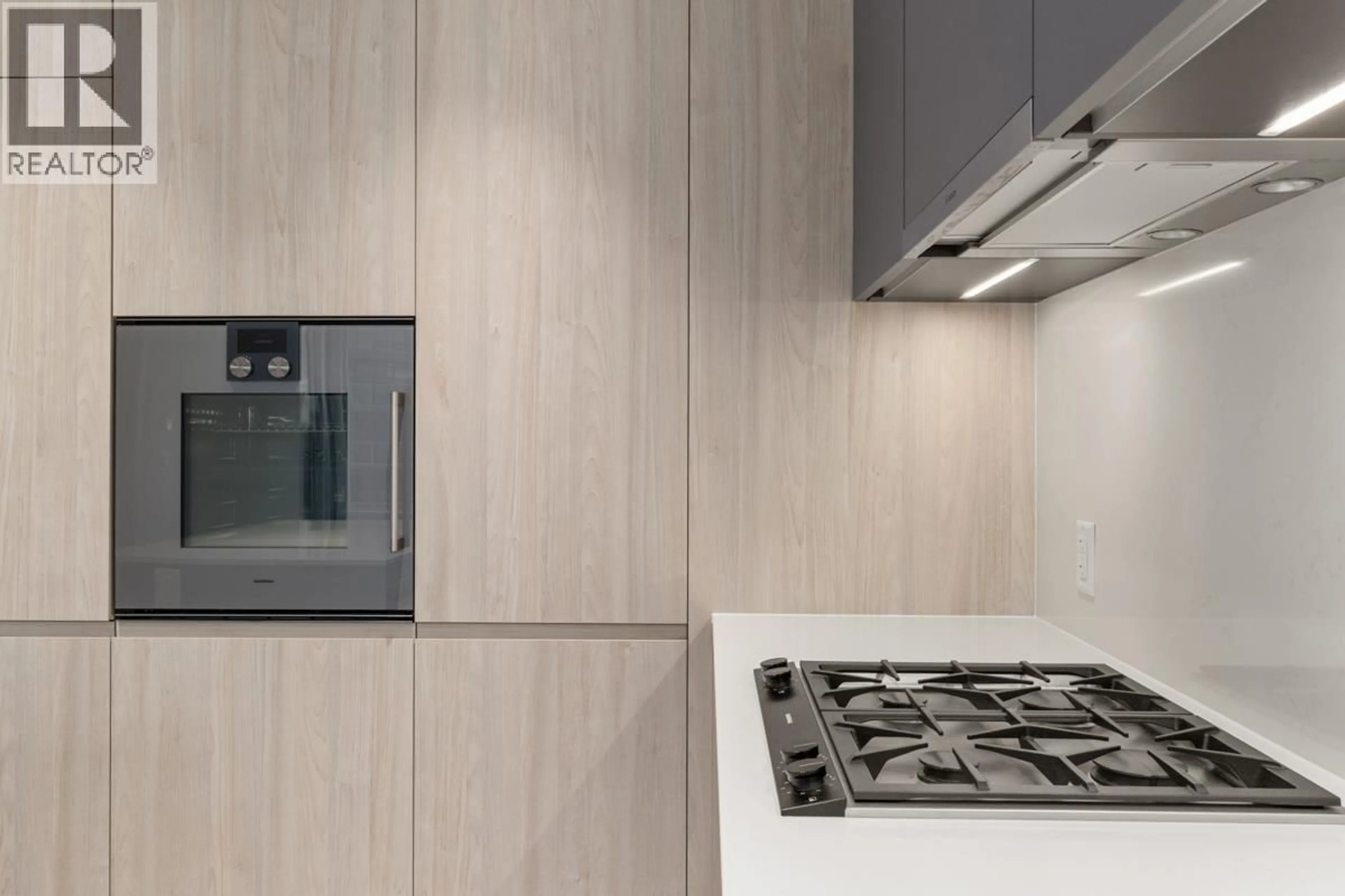 Contemporary kitchen, wood/laminate floor for 1105 - 6500 MINORU BOULEVARD, Richmond British Columbia V6Y0N3