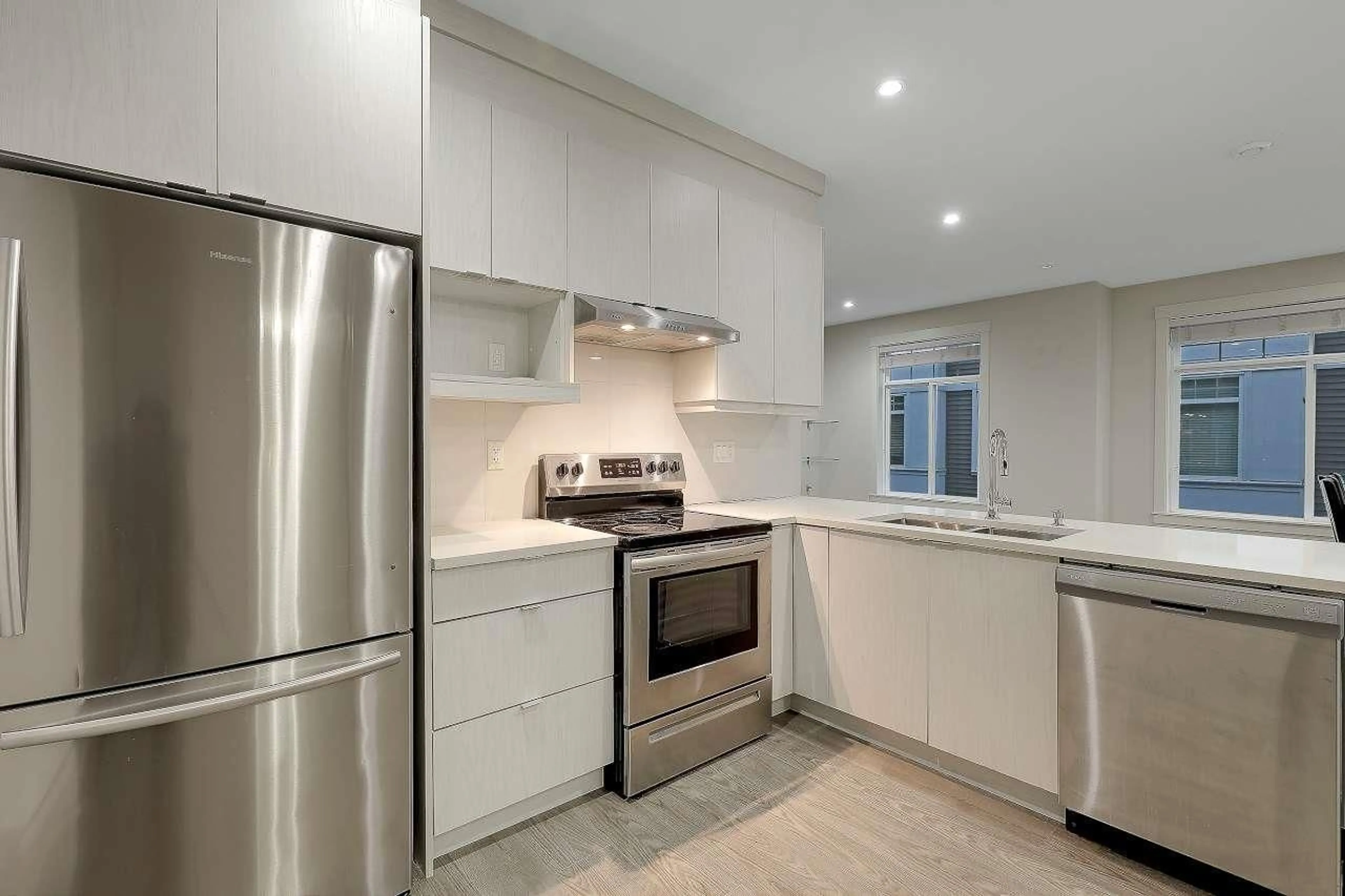 Unknown for 16 - 11267 133 STREET, Surrey British Columbia V3R0E3