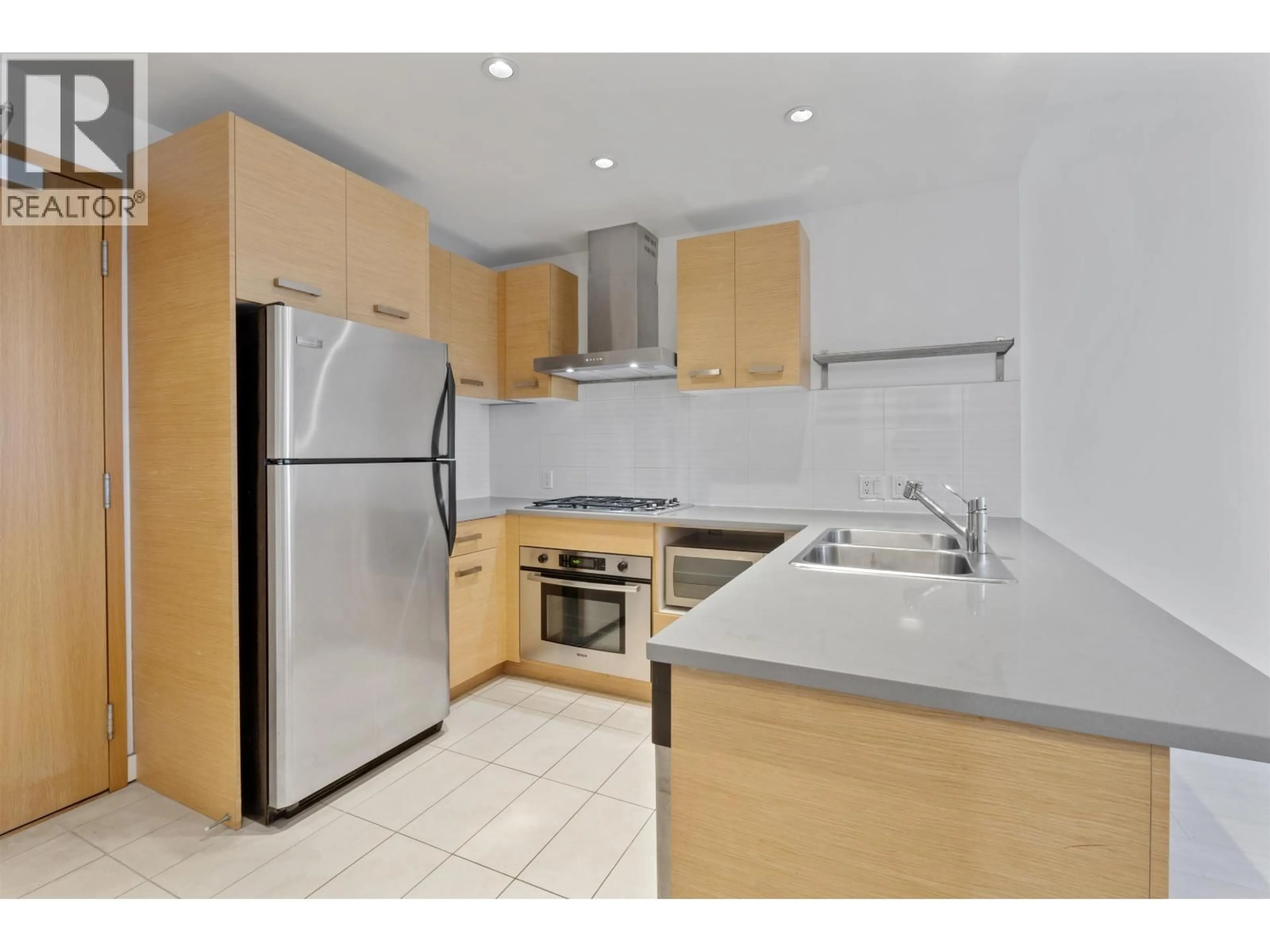 Standard kitchen, unknown for 713 - 8080 CAMBIE ROAD, Richmond British Columbia V6X0C1